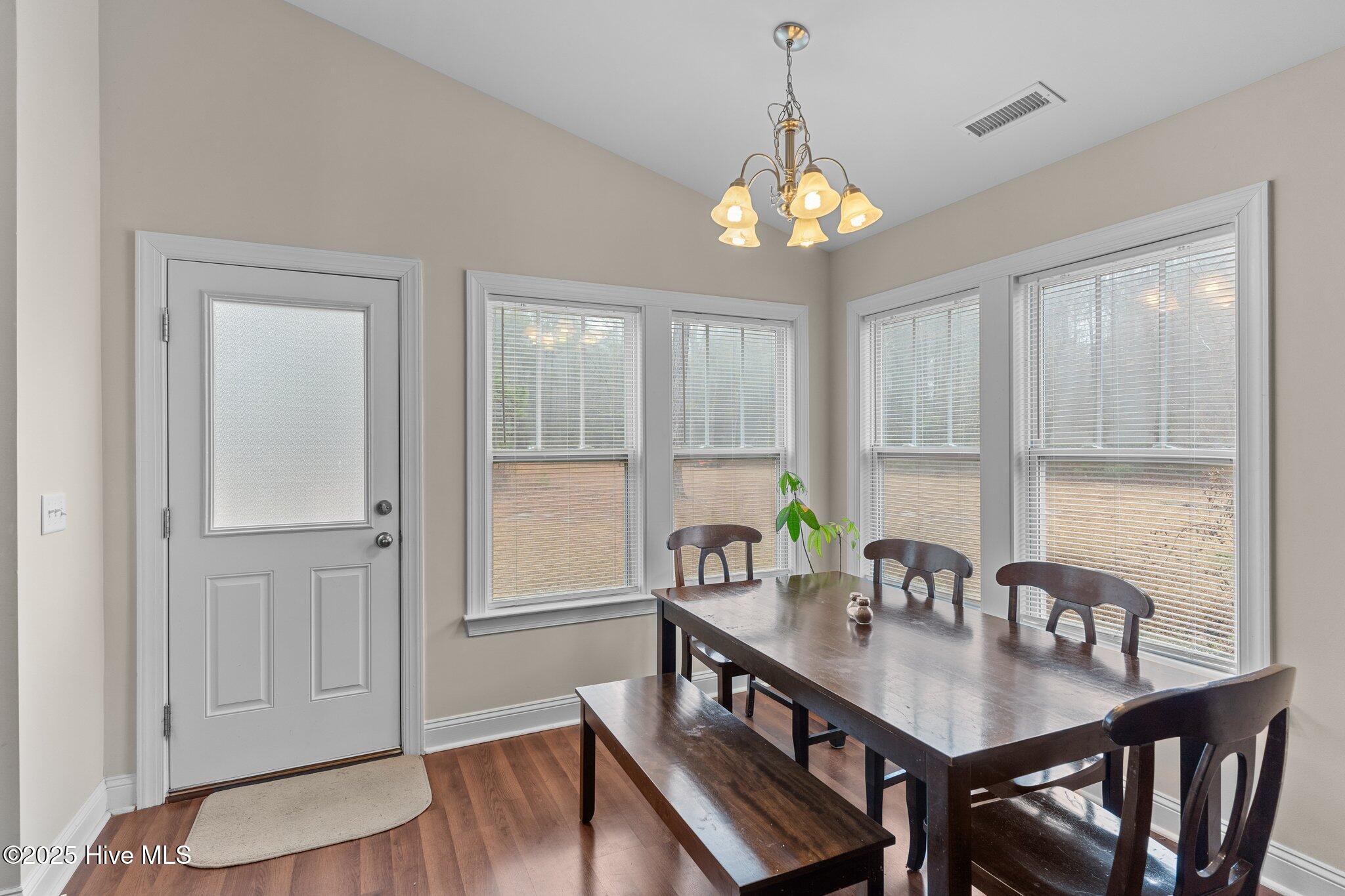 1544 Dorsey Lane