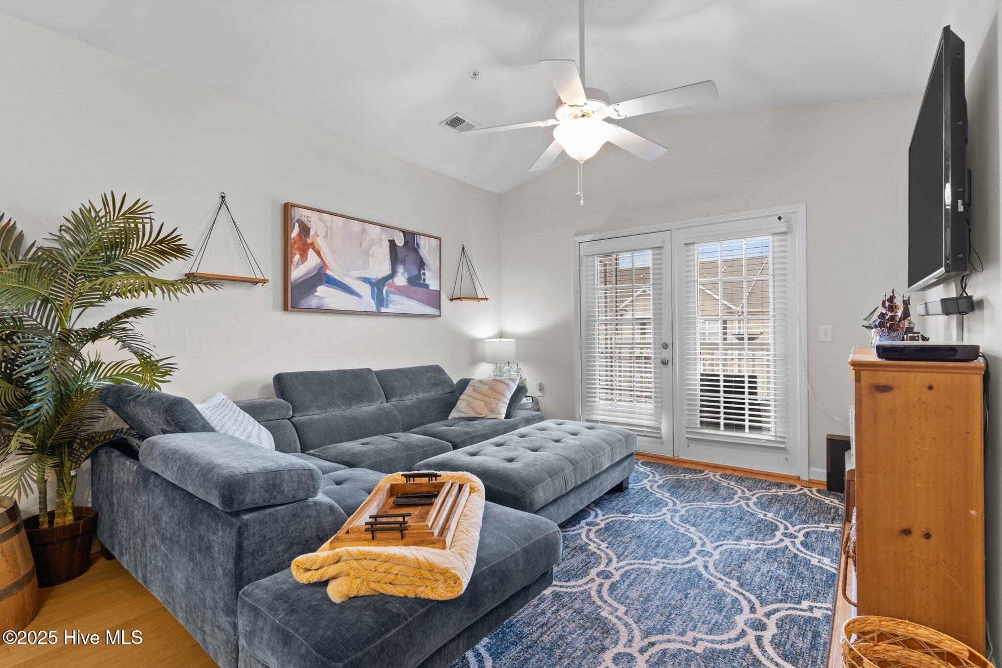 618 Condo Club Drive Unit 309