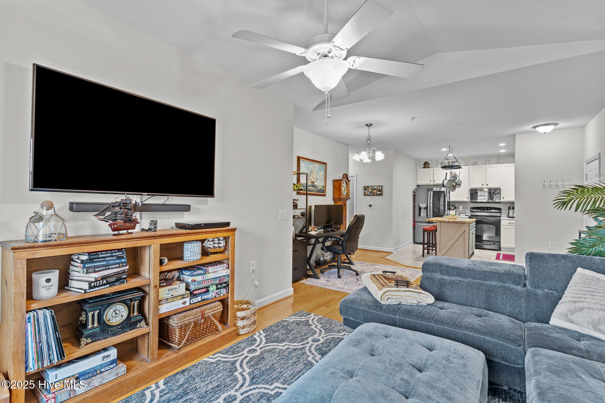 618 Condo Club Drive Unit 309