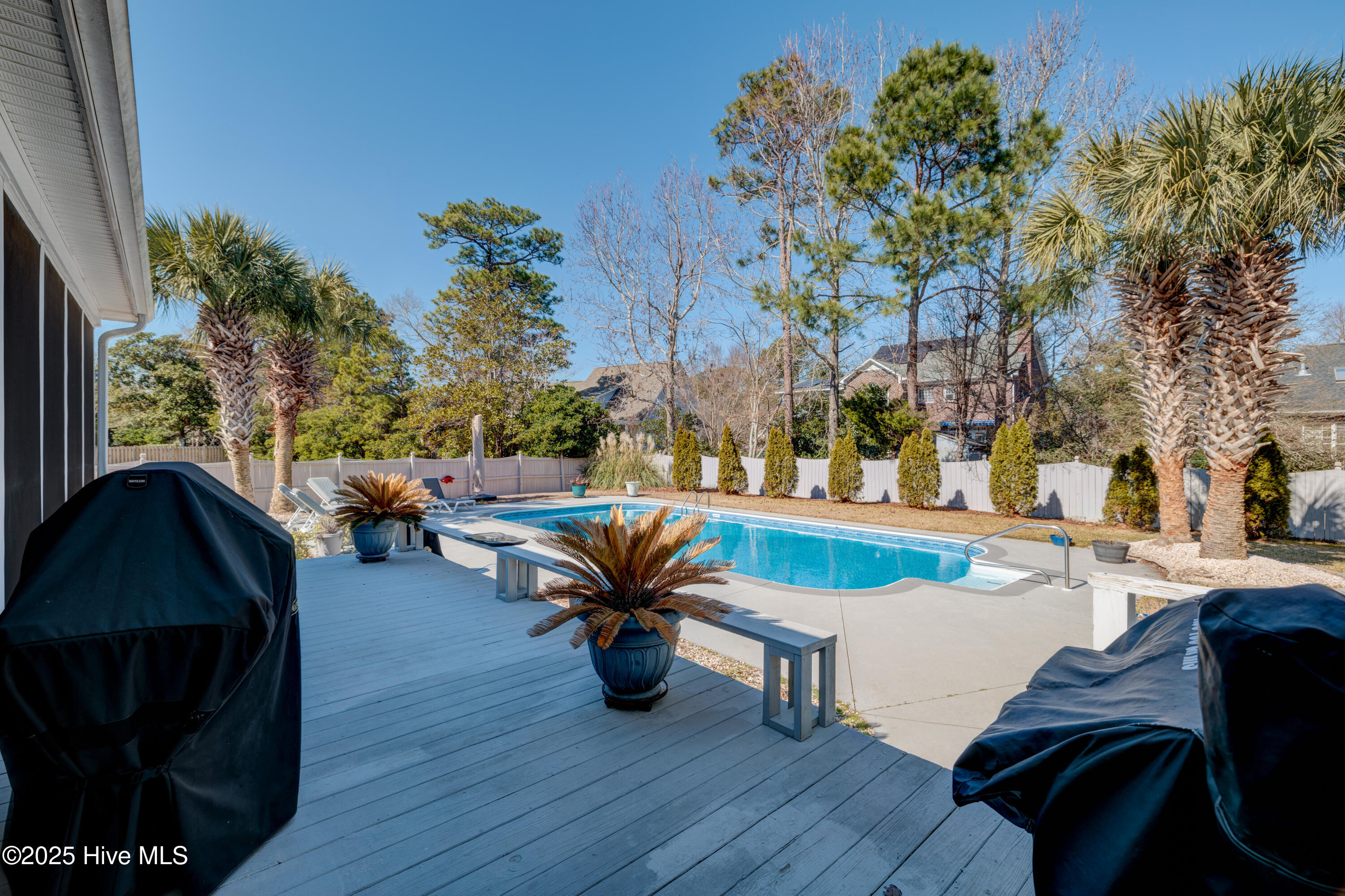 6913 Eschol Court