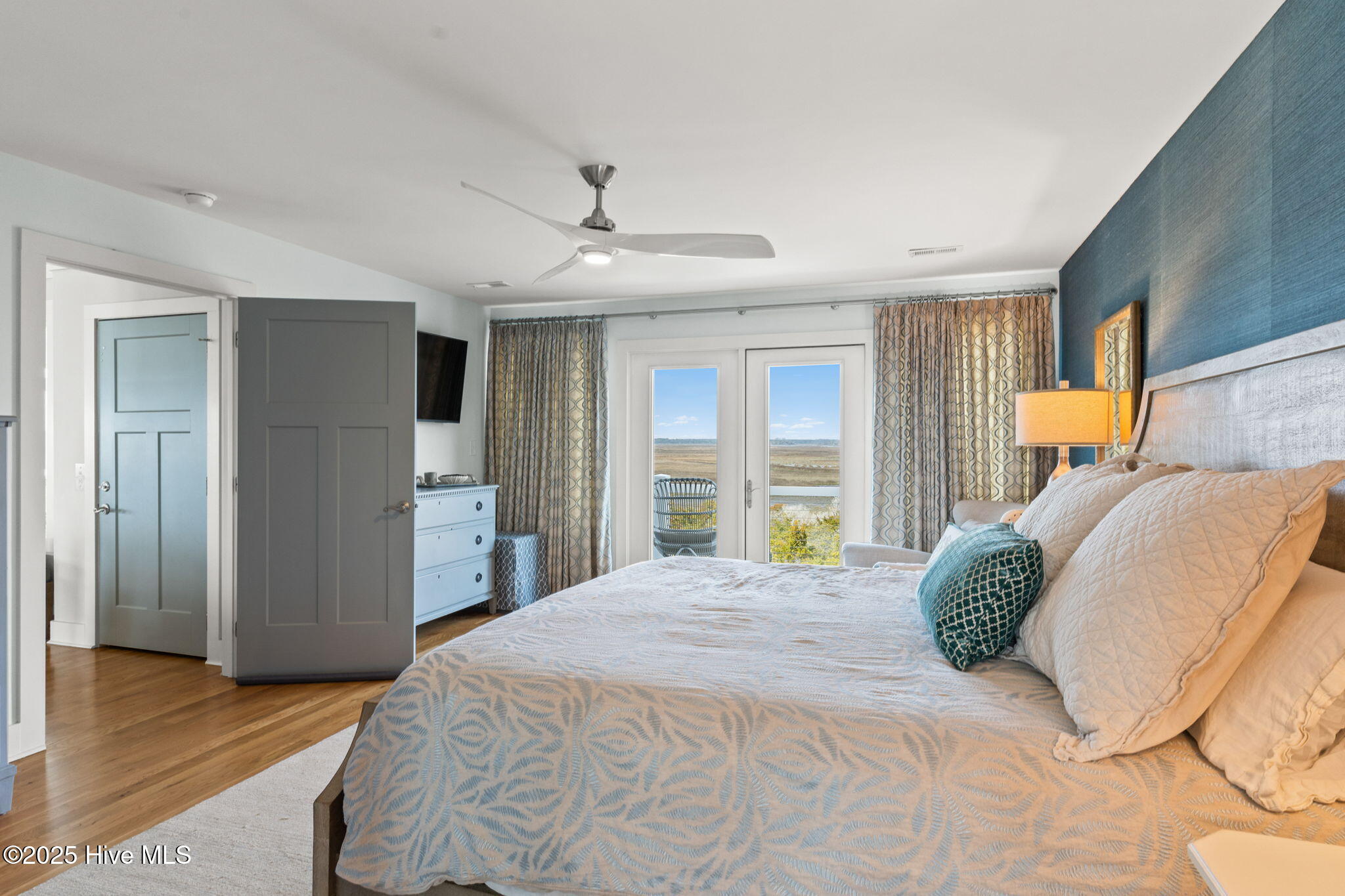 650 Caswell Beach Road