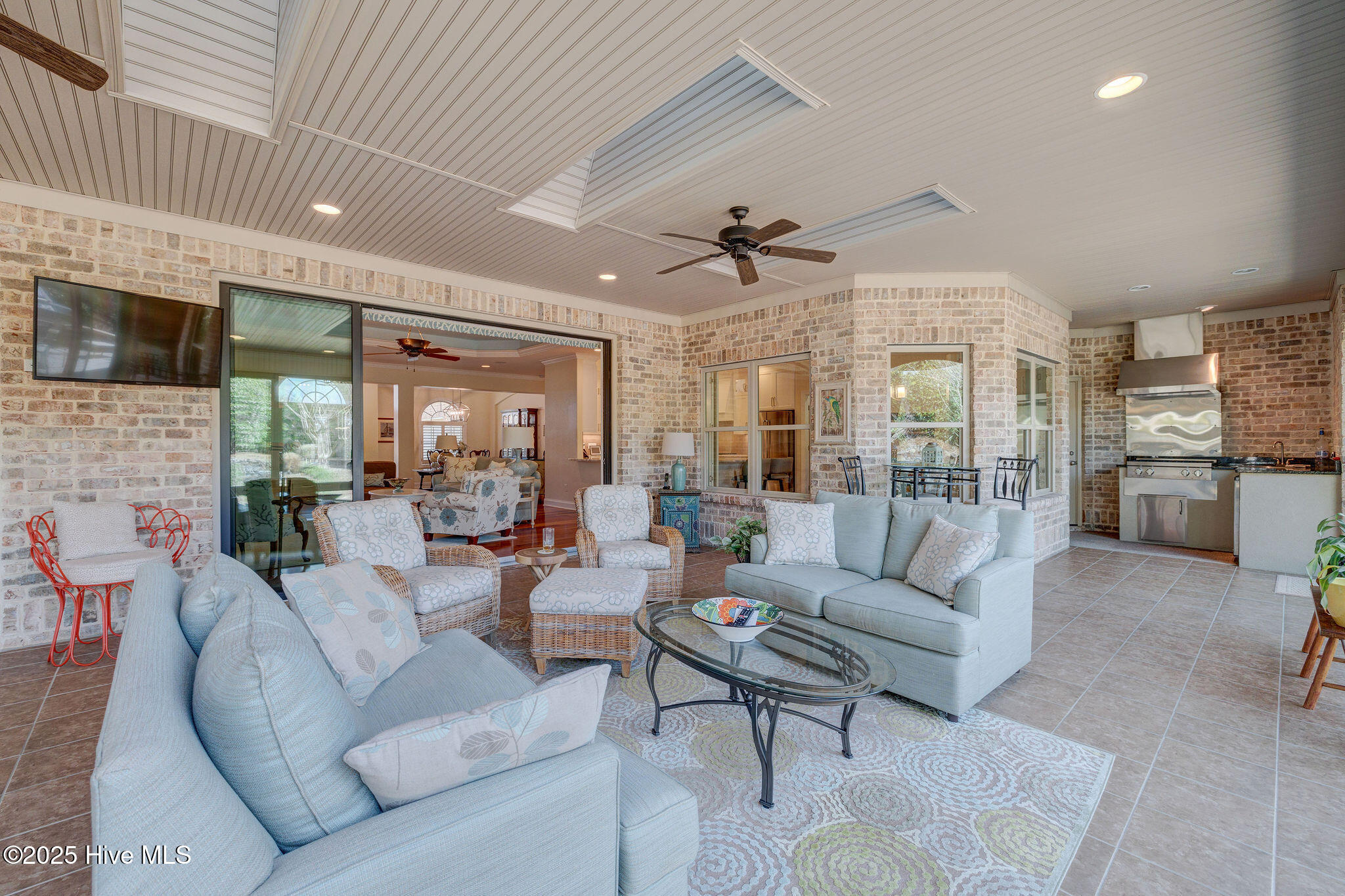 2184 Villamar Drive