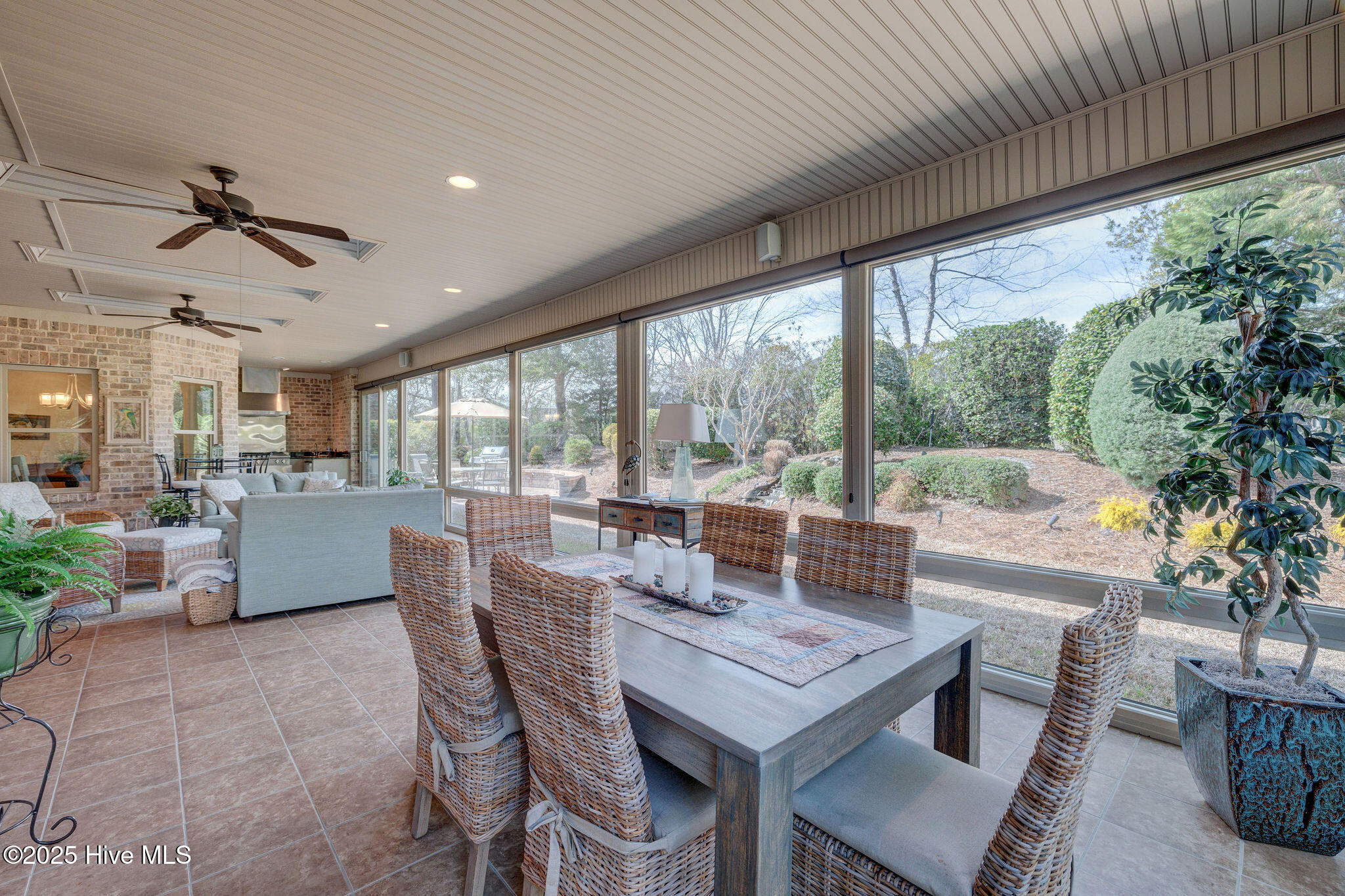 2184 Villamar Drive