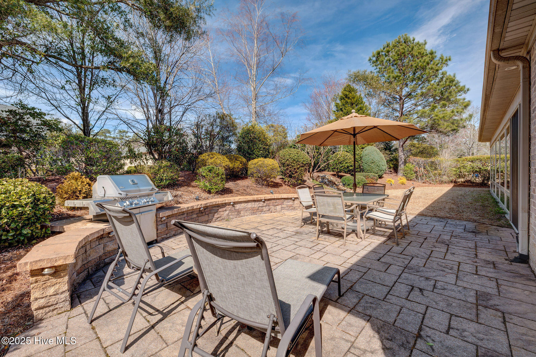 2184 Villamar Drive