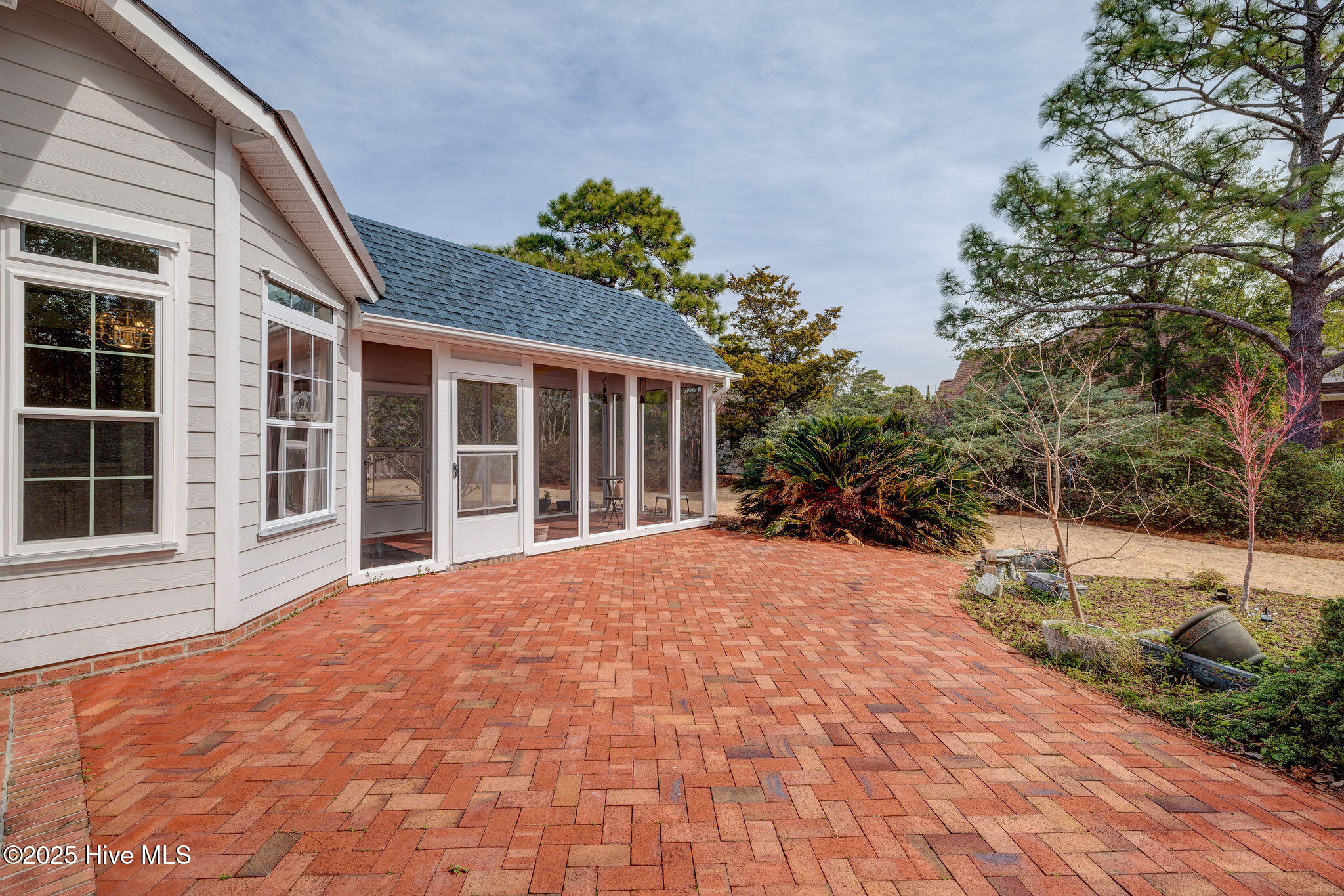 8733 Sedgley Drive