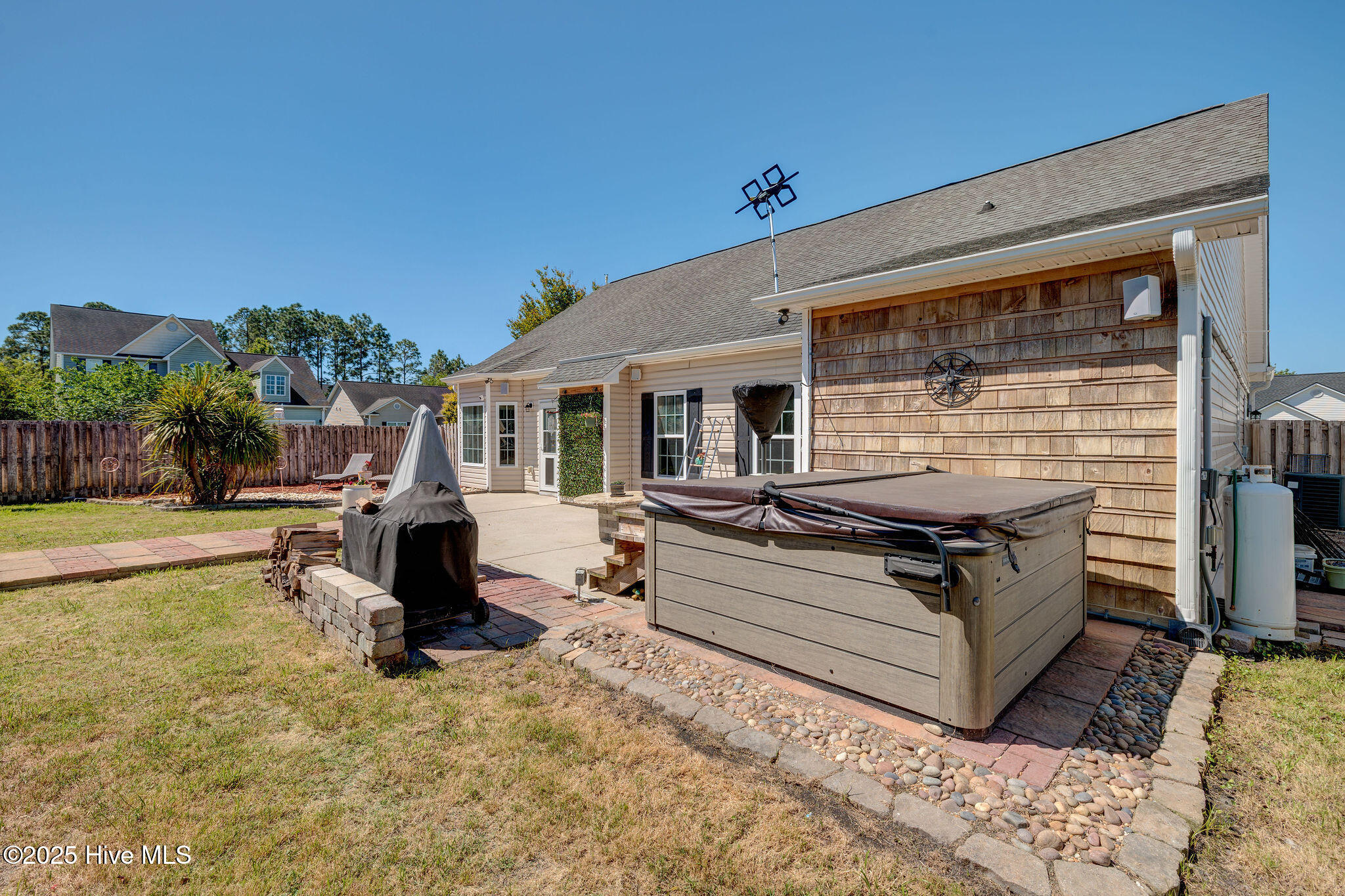 5515 Kathleen Drive