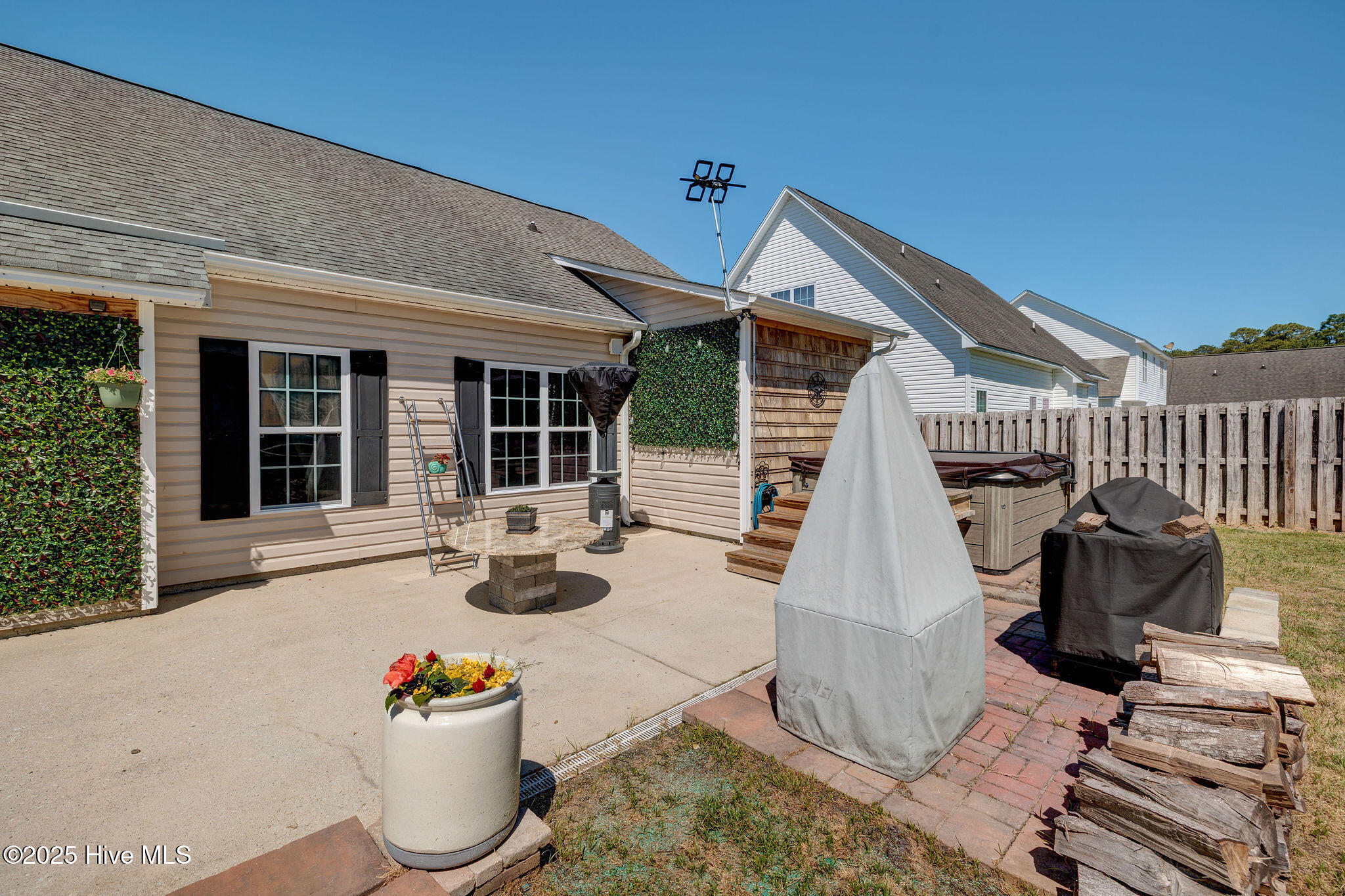 5515 Kathleen Drive