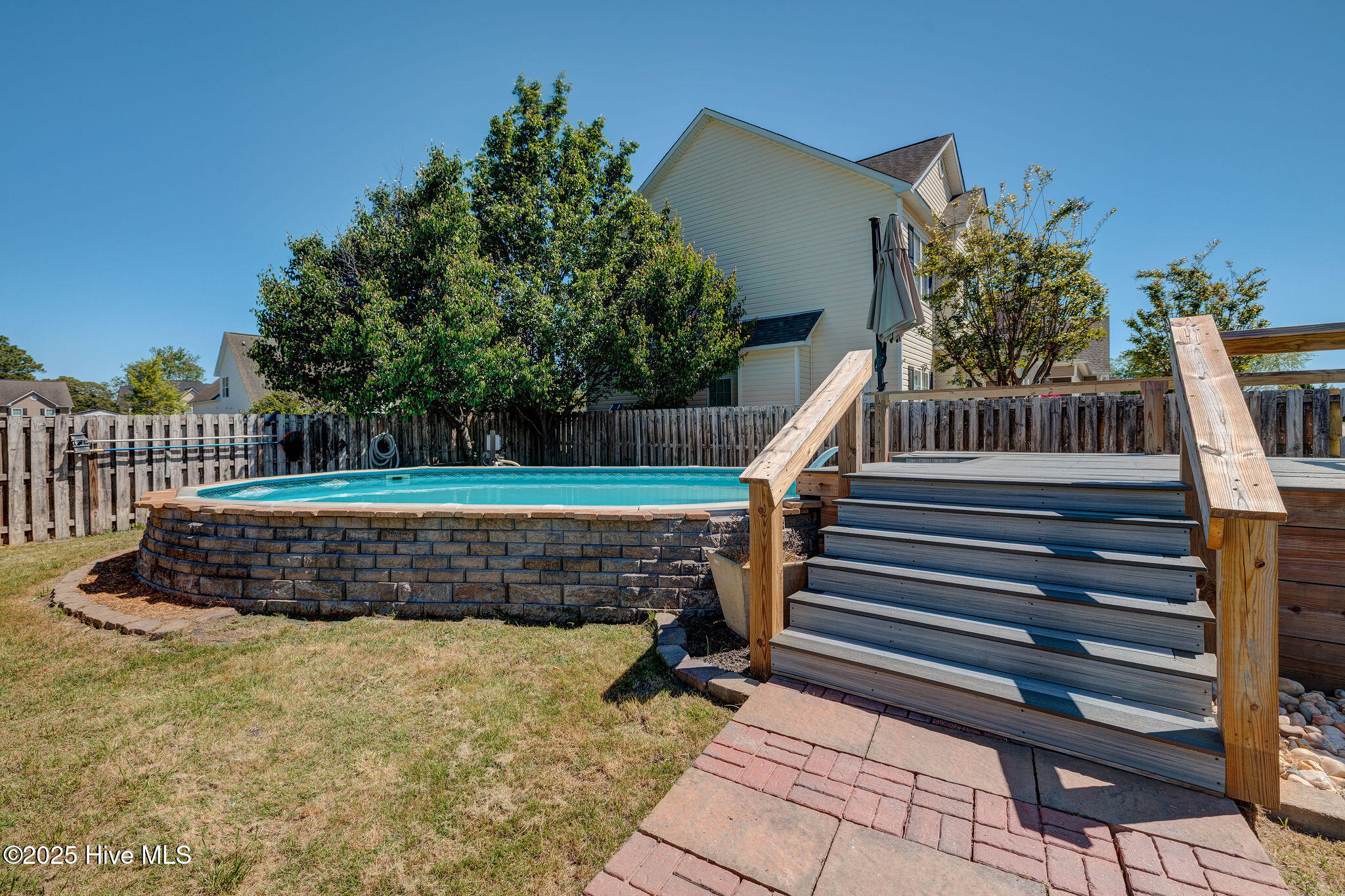 5515 Kathleen Drive
