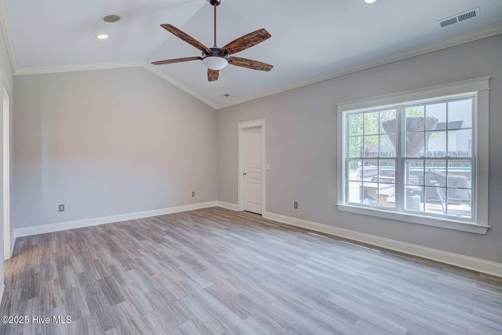 5515 Kathleen Drive