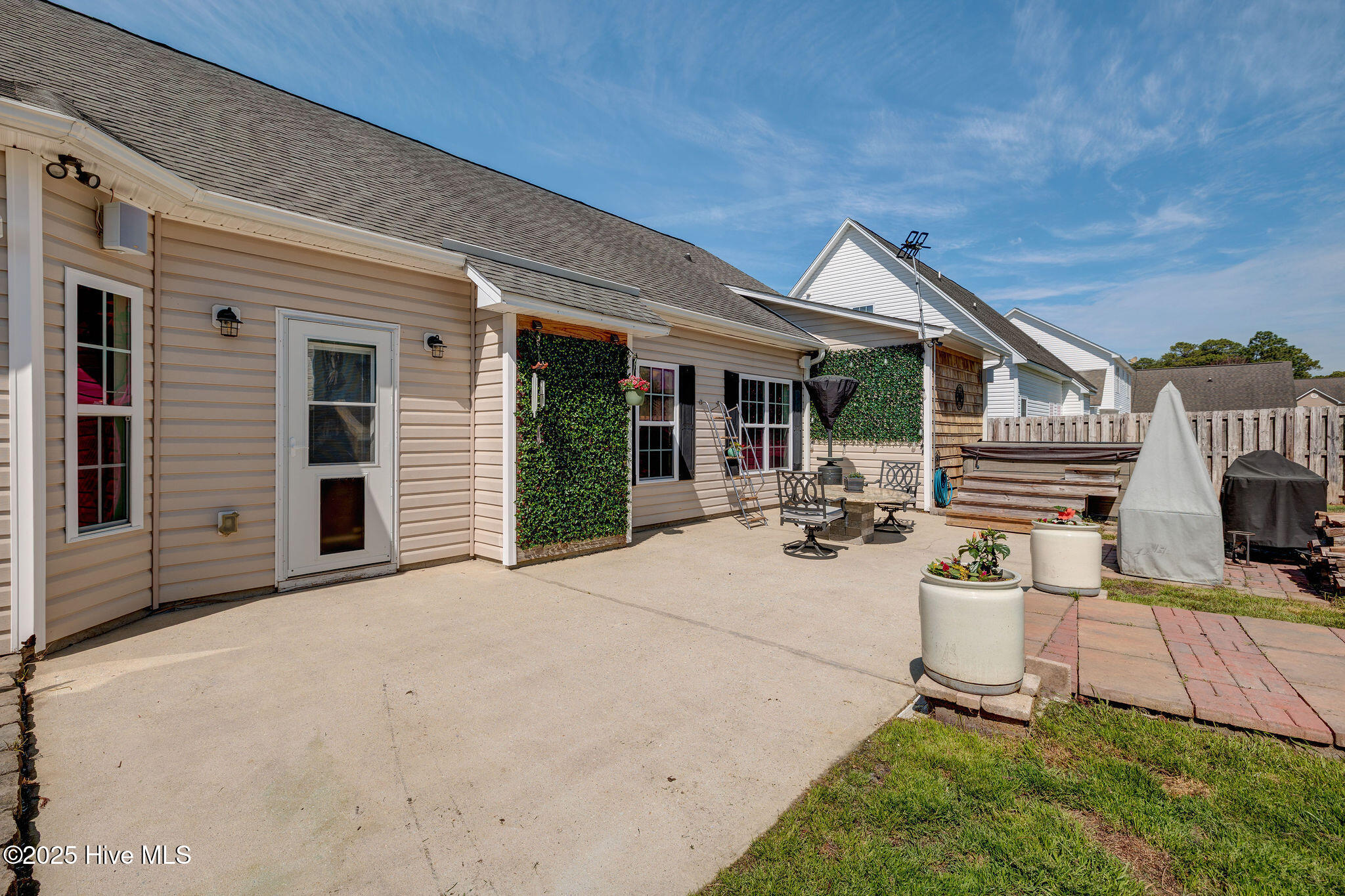 5515 Kathleen Drive
