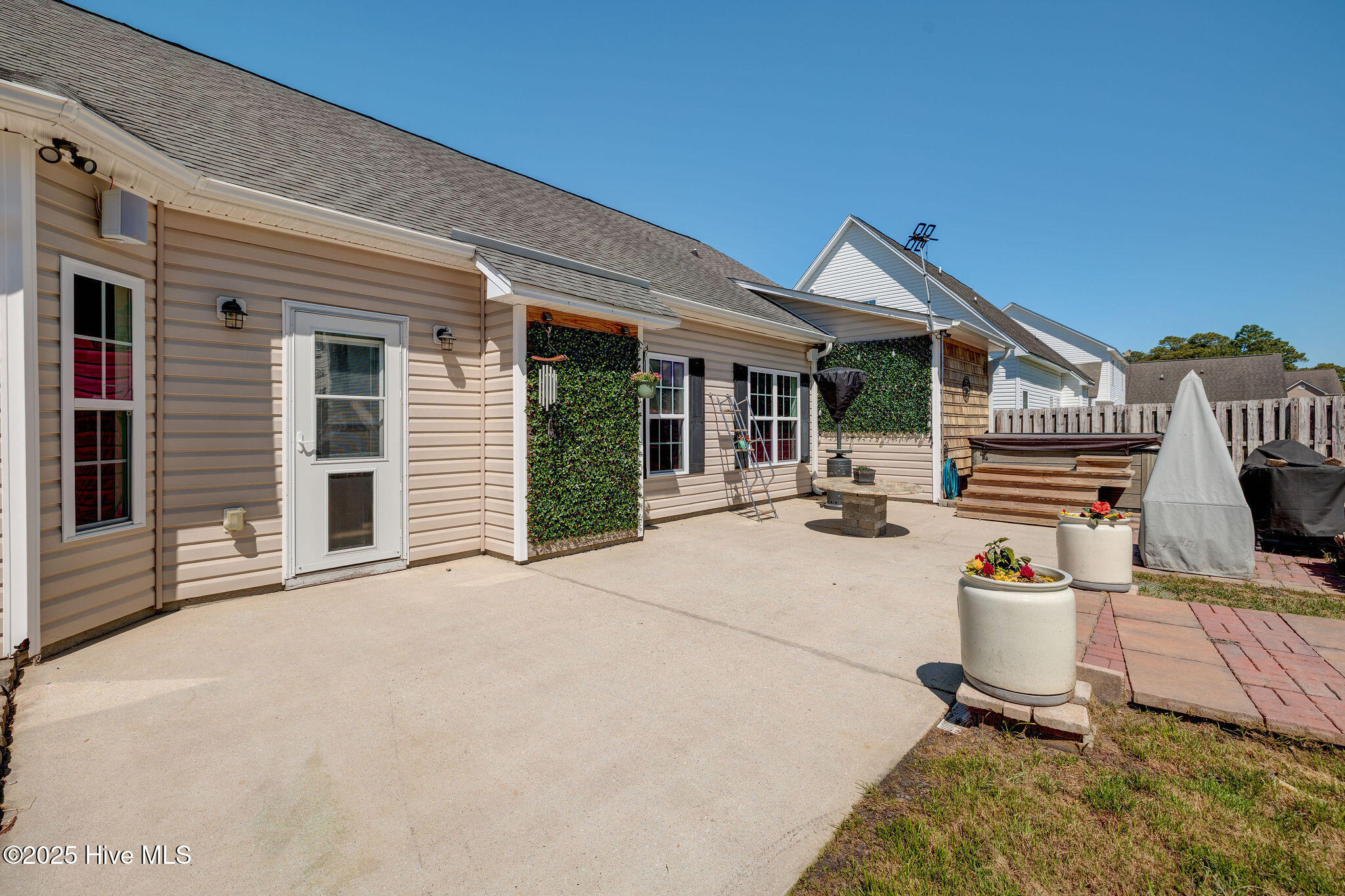 5515 Kathleen Drive