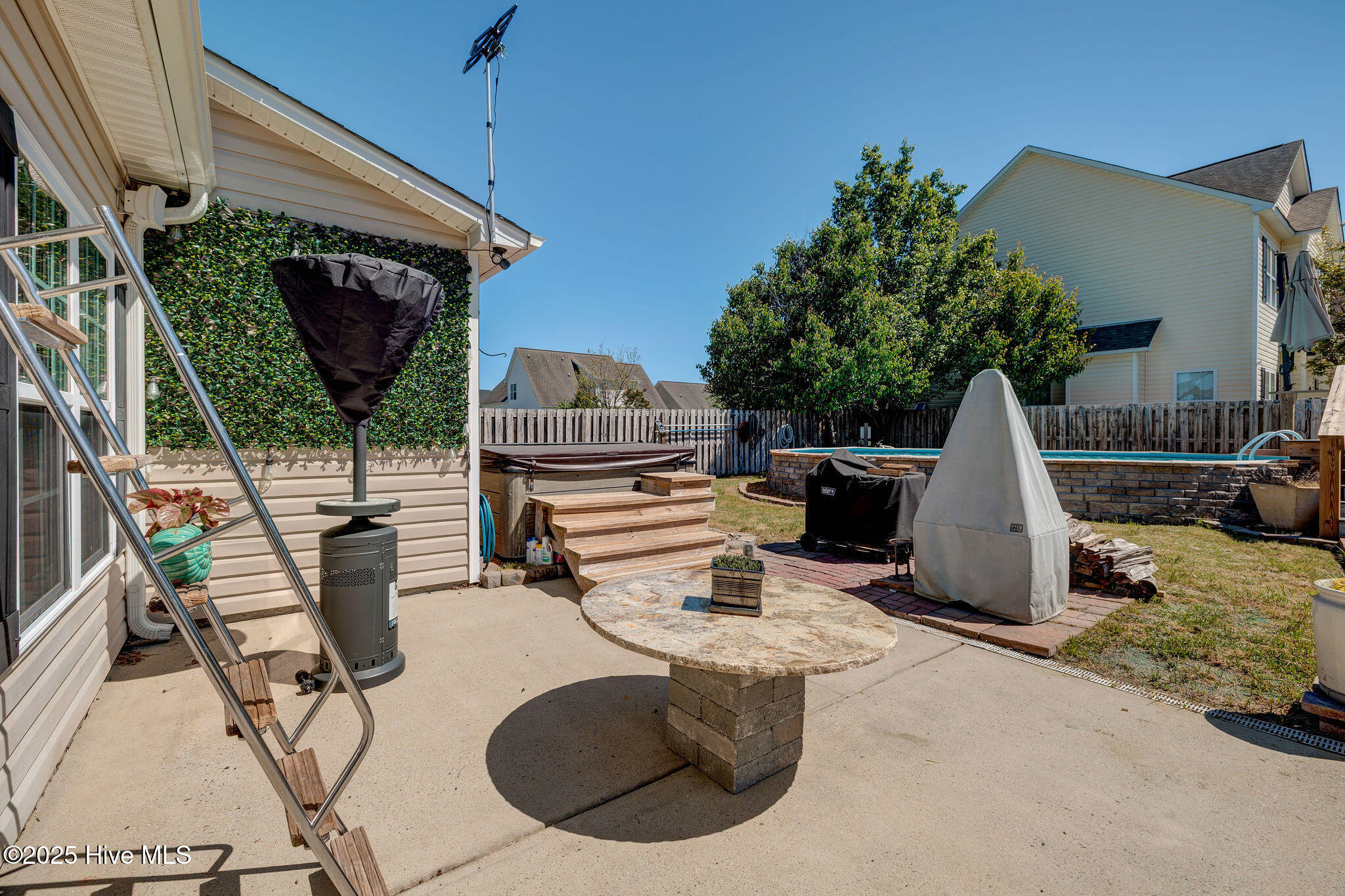 5515 Kathleen Drive