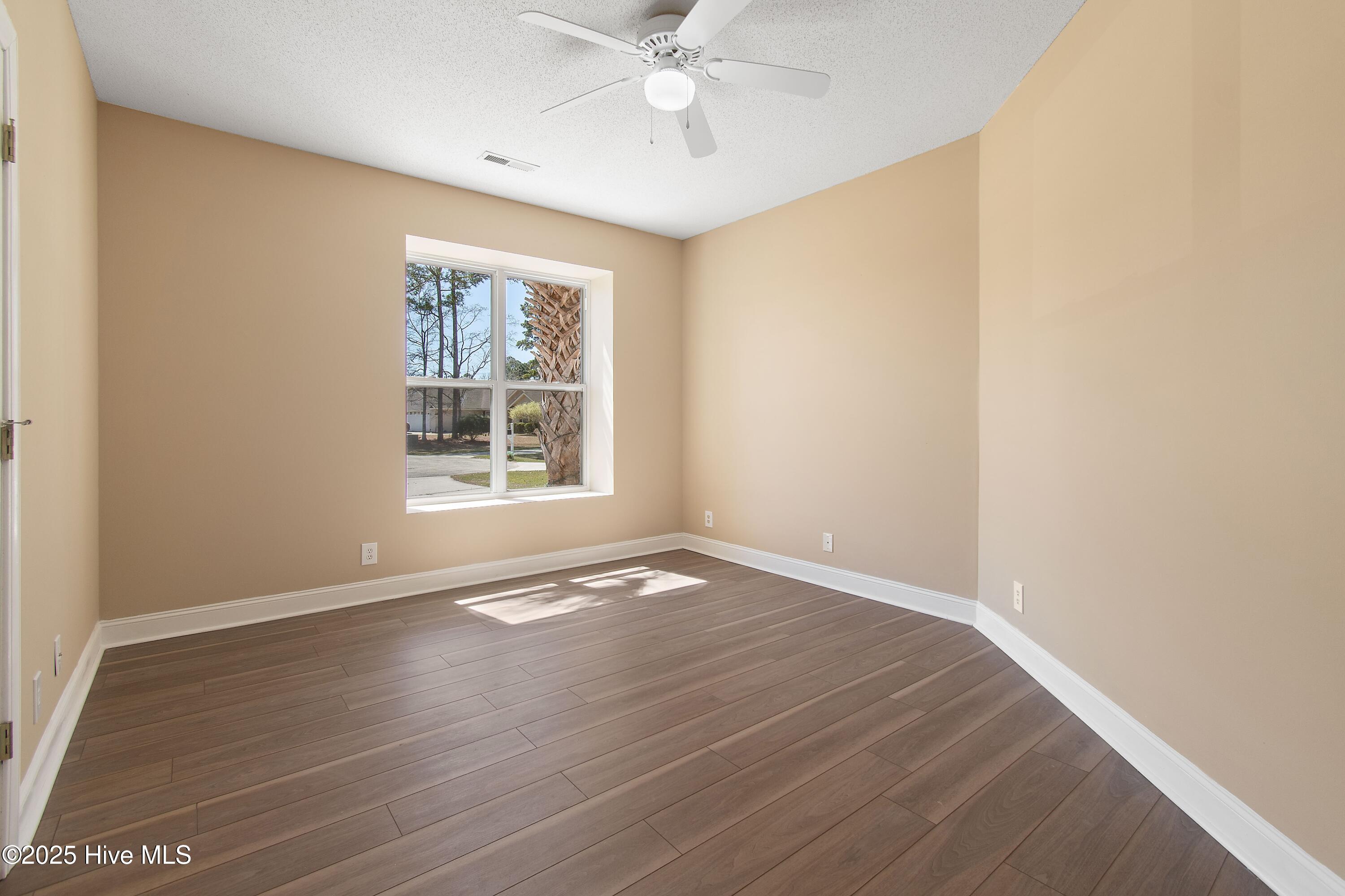 80 James Court SW