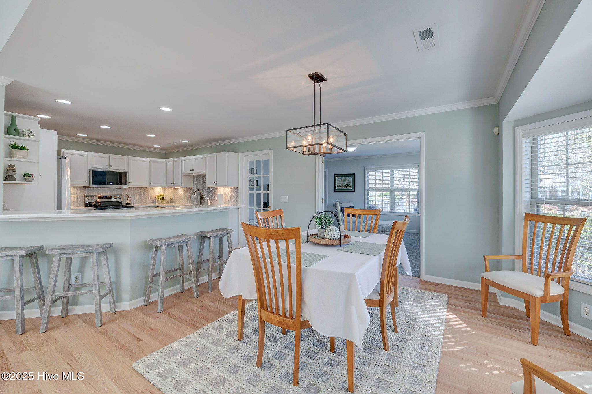 3810 Daphine Drive