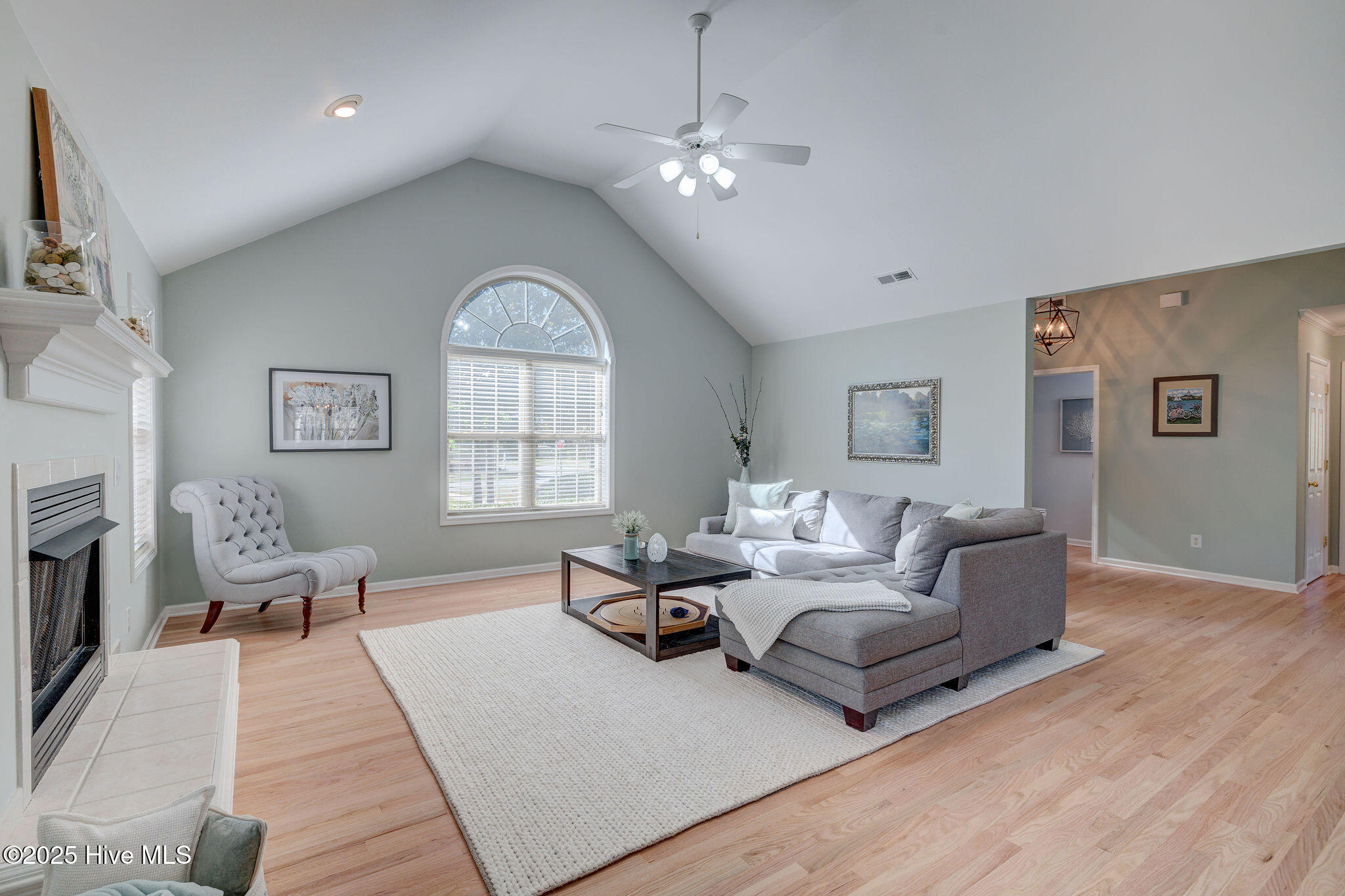 3810 Daphine Drive