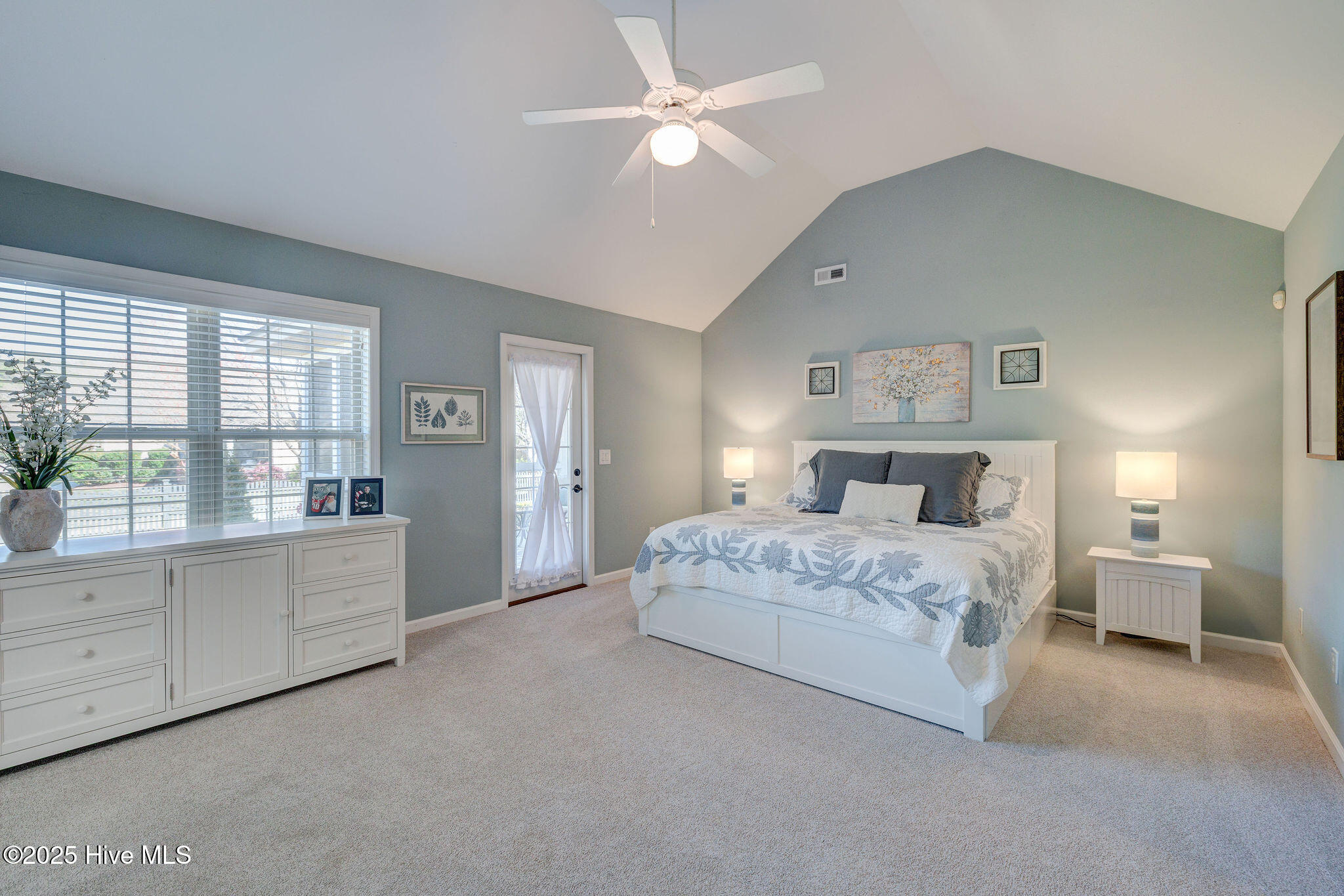 3810 Daphine Drive