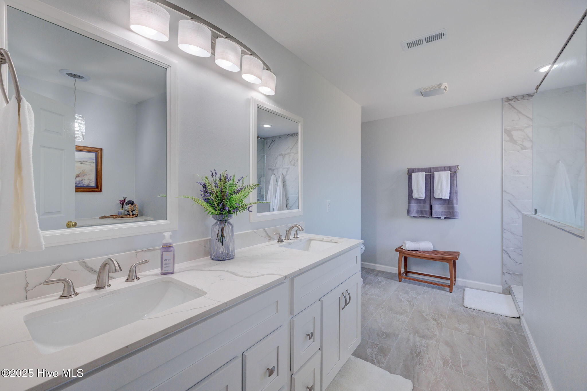 3810 Daphine Drive