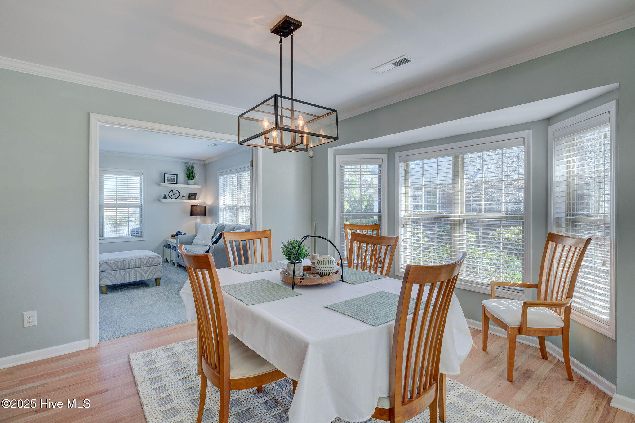3810 Daphine Drive