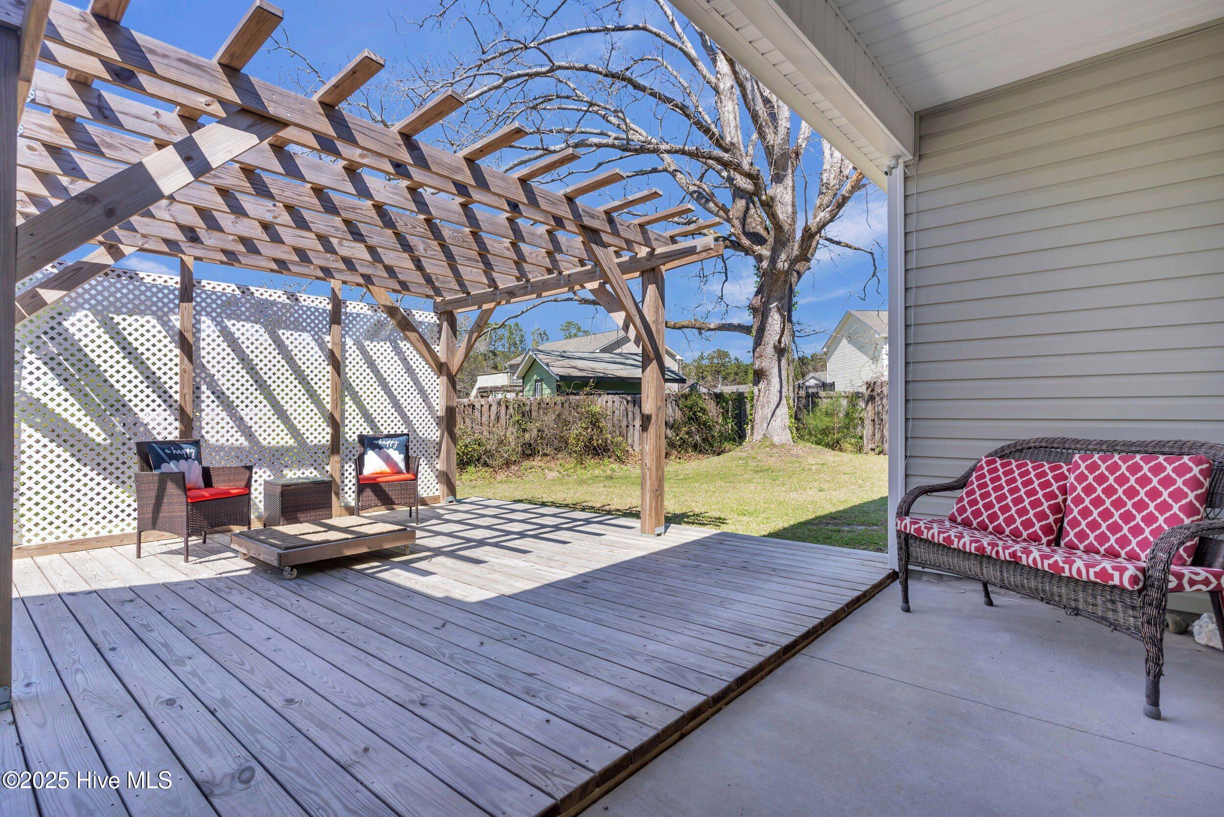 8759 Lanvale Oaks Drive NE
