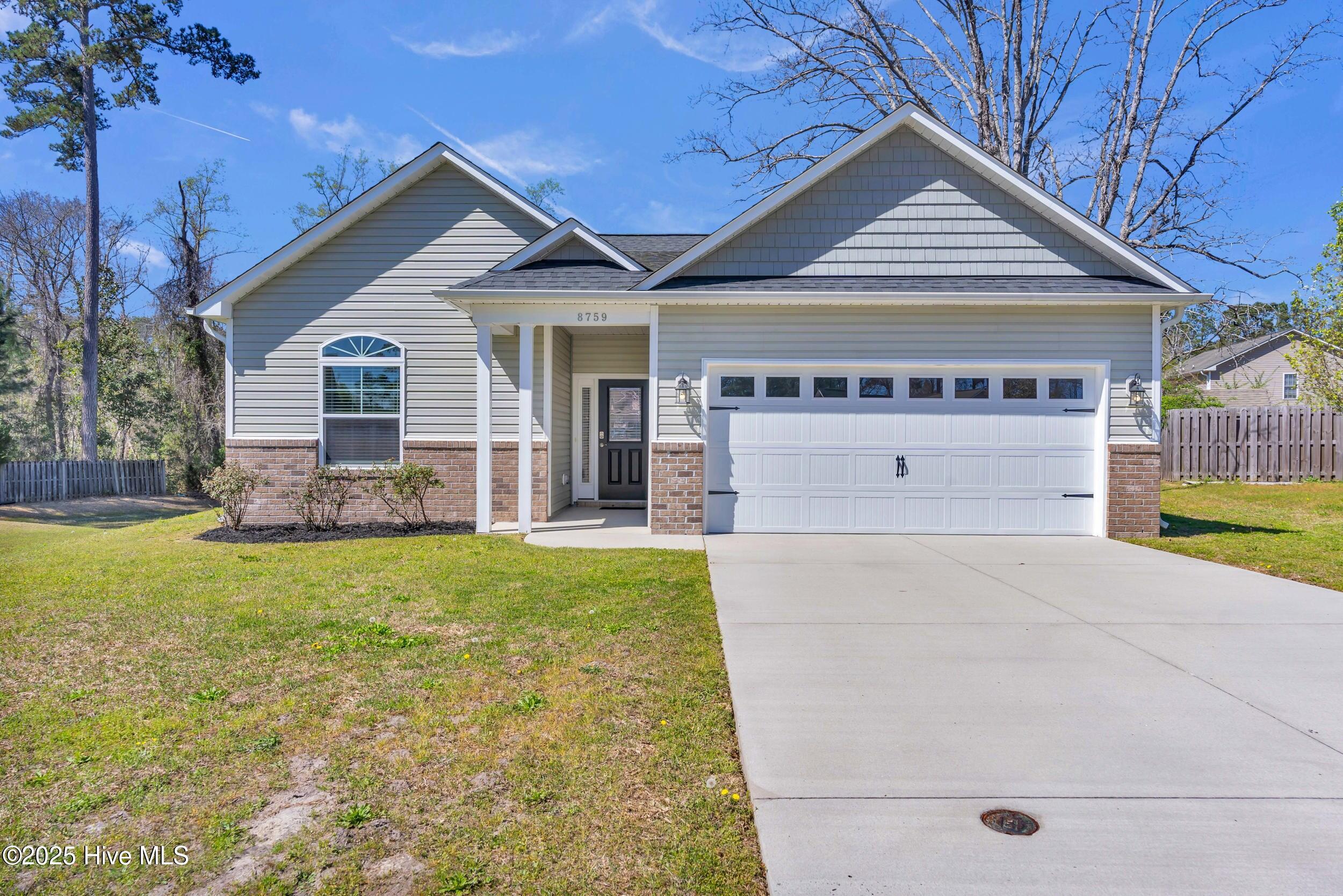 8759 Lanvale Oaks Drive NE