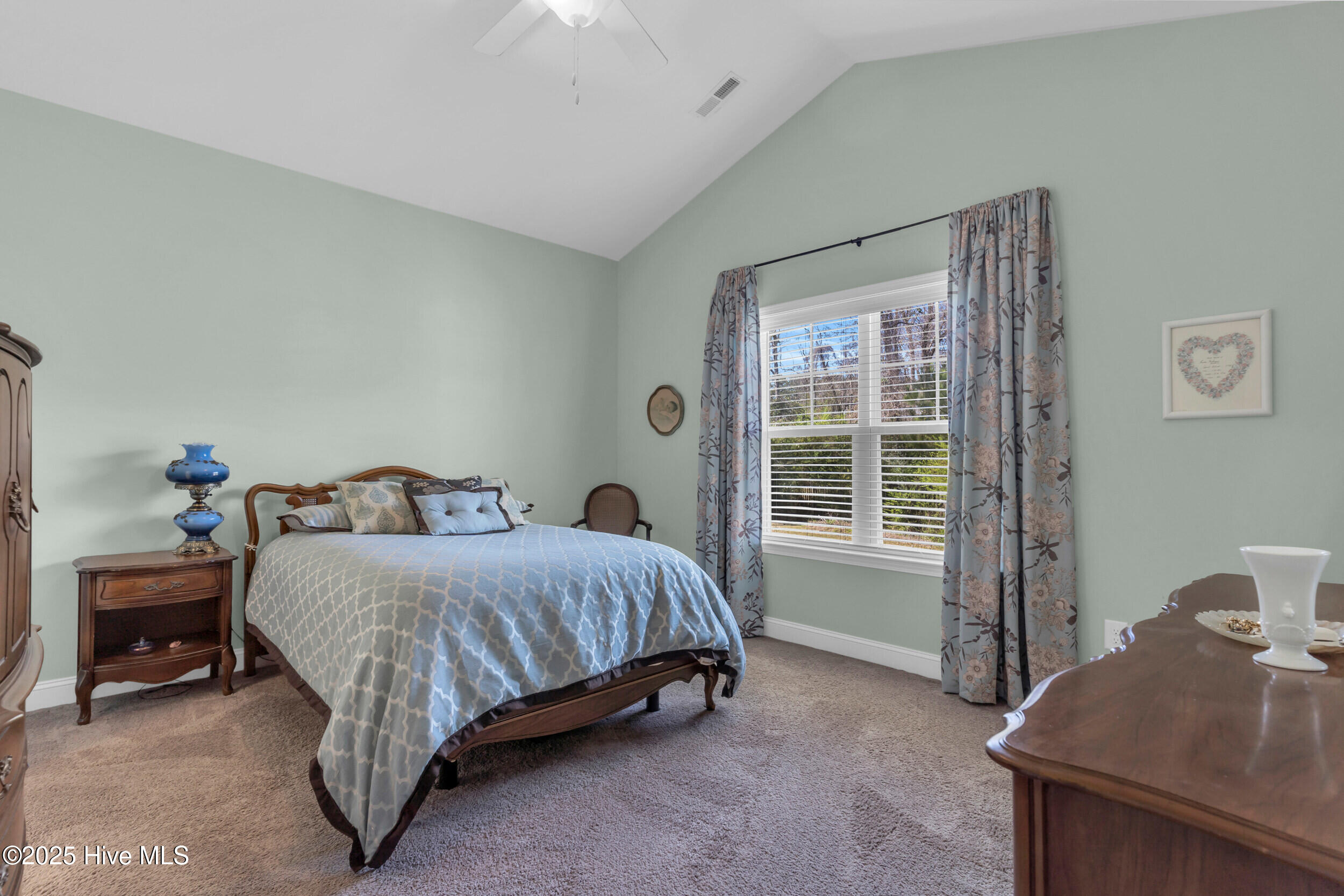8759 Lanvale Oaks Drive NE