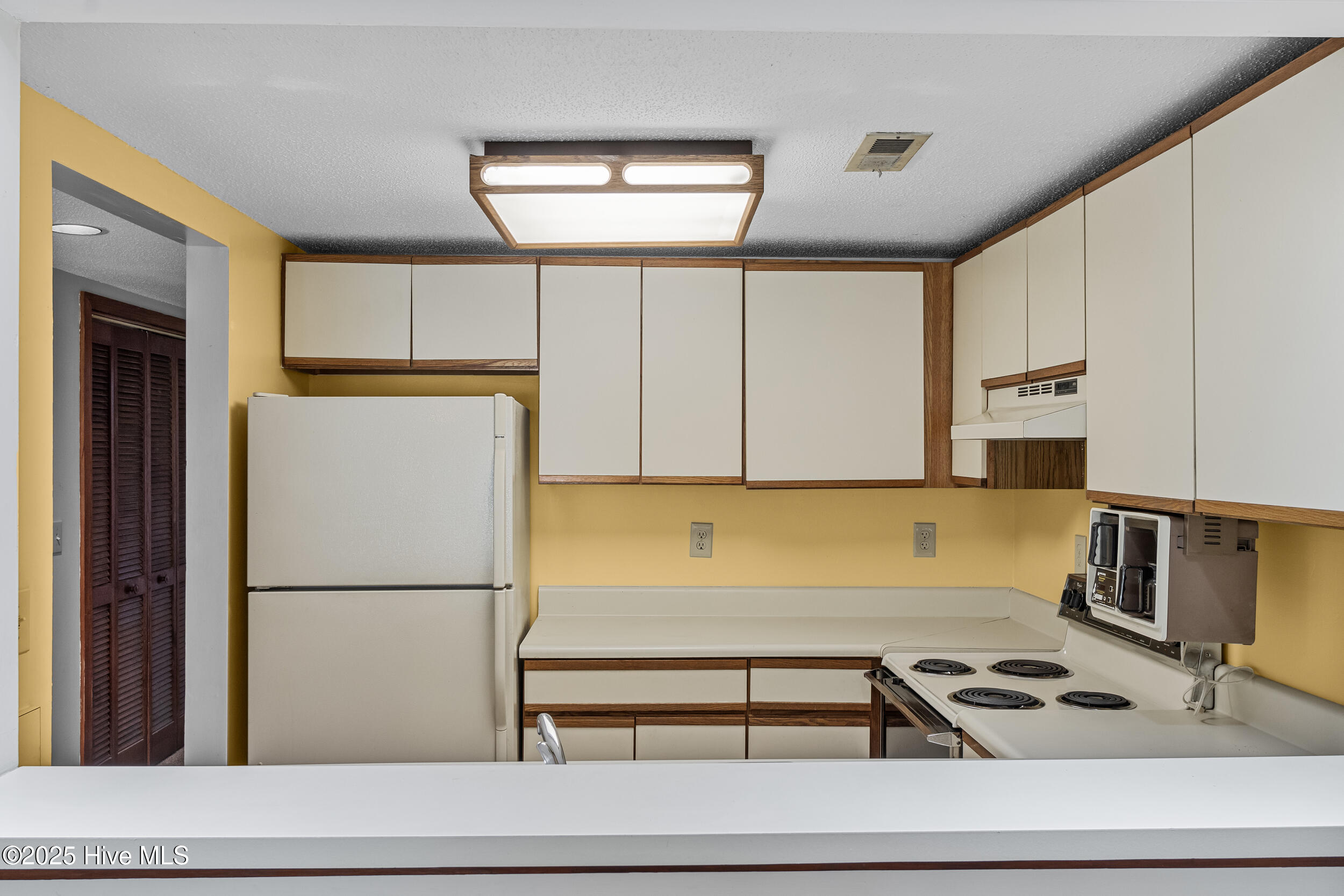 213 Saint Luke Court