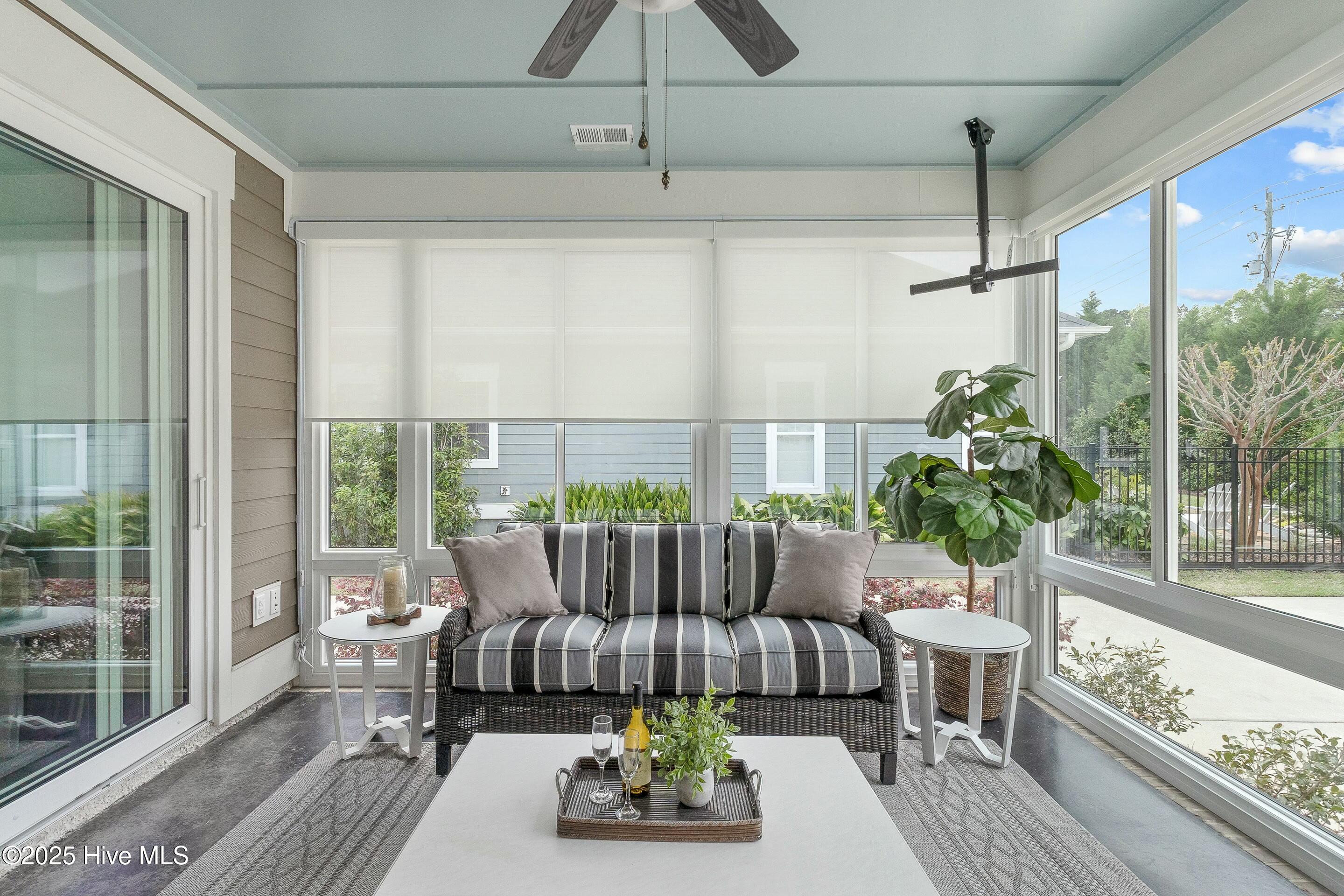 5205 Leisure Circle Circle