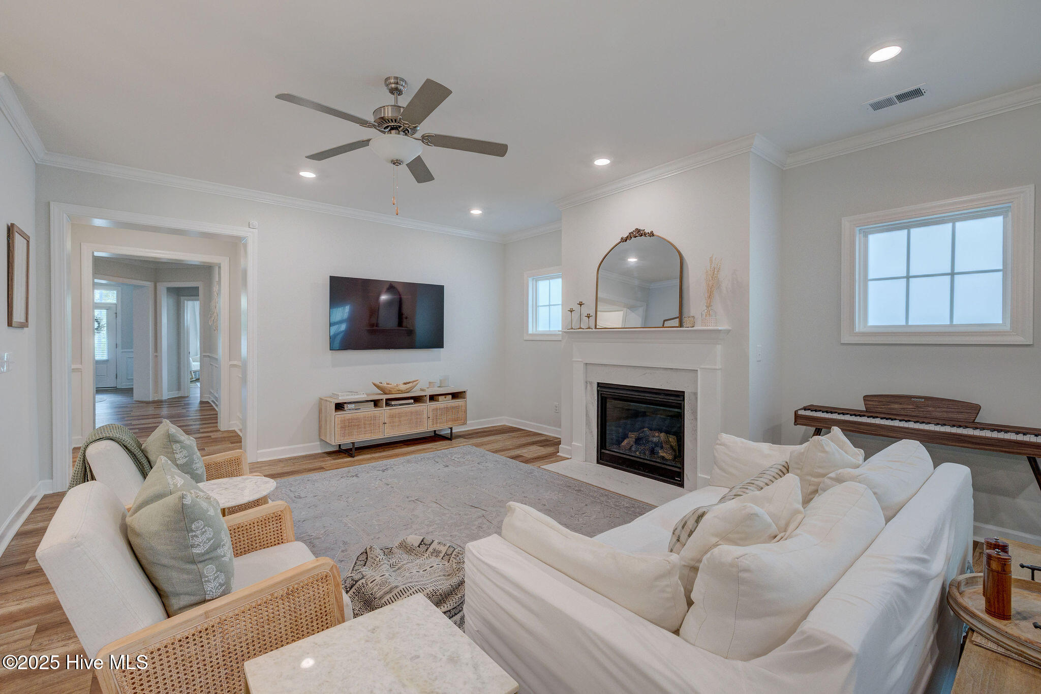 7128 Maple Leaf Drive