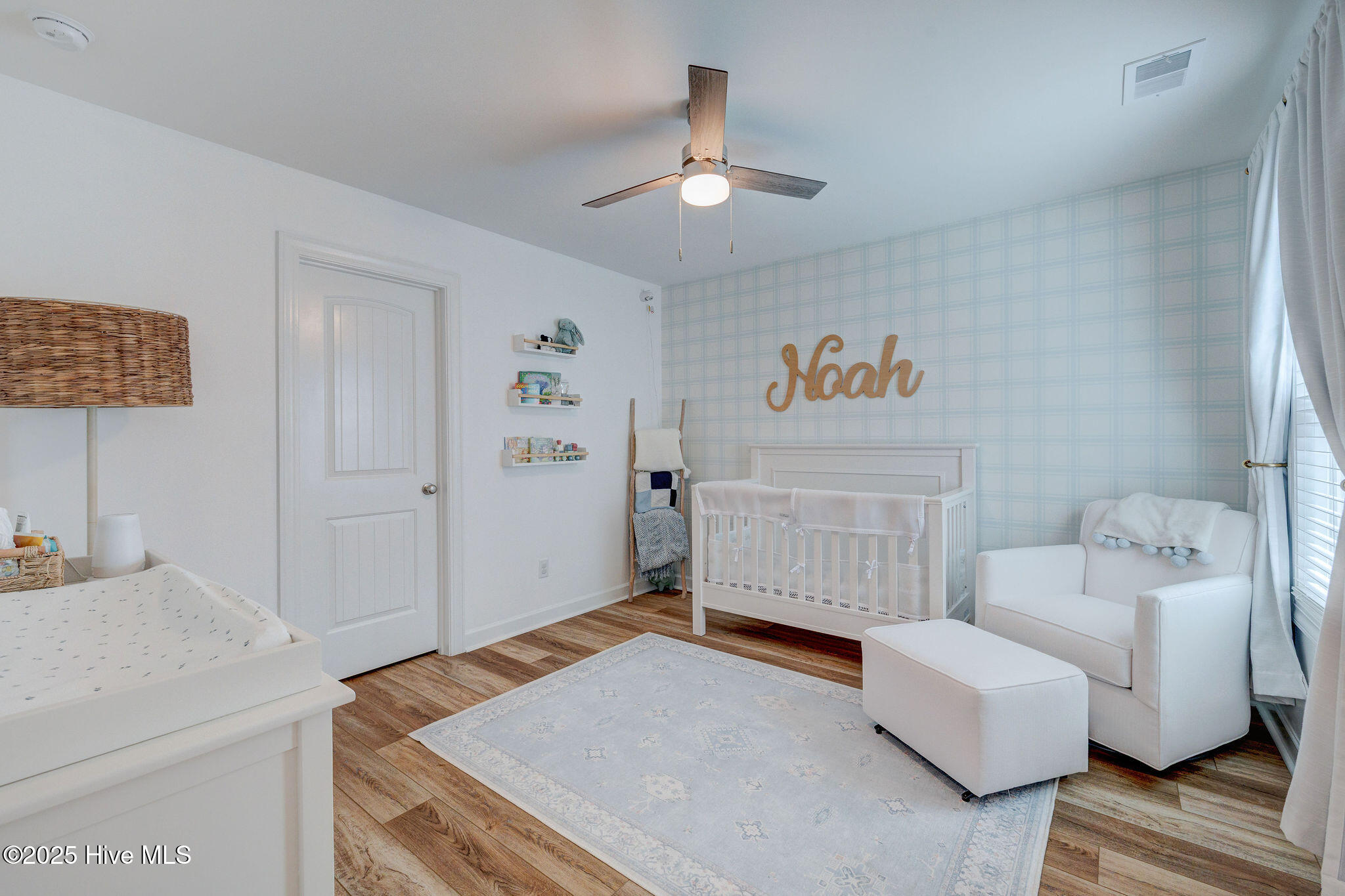 7128 Maple Leaf Drive