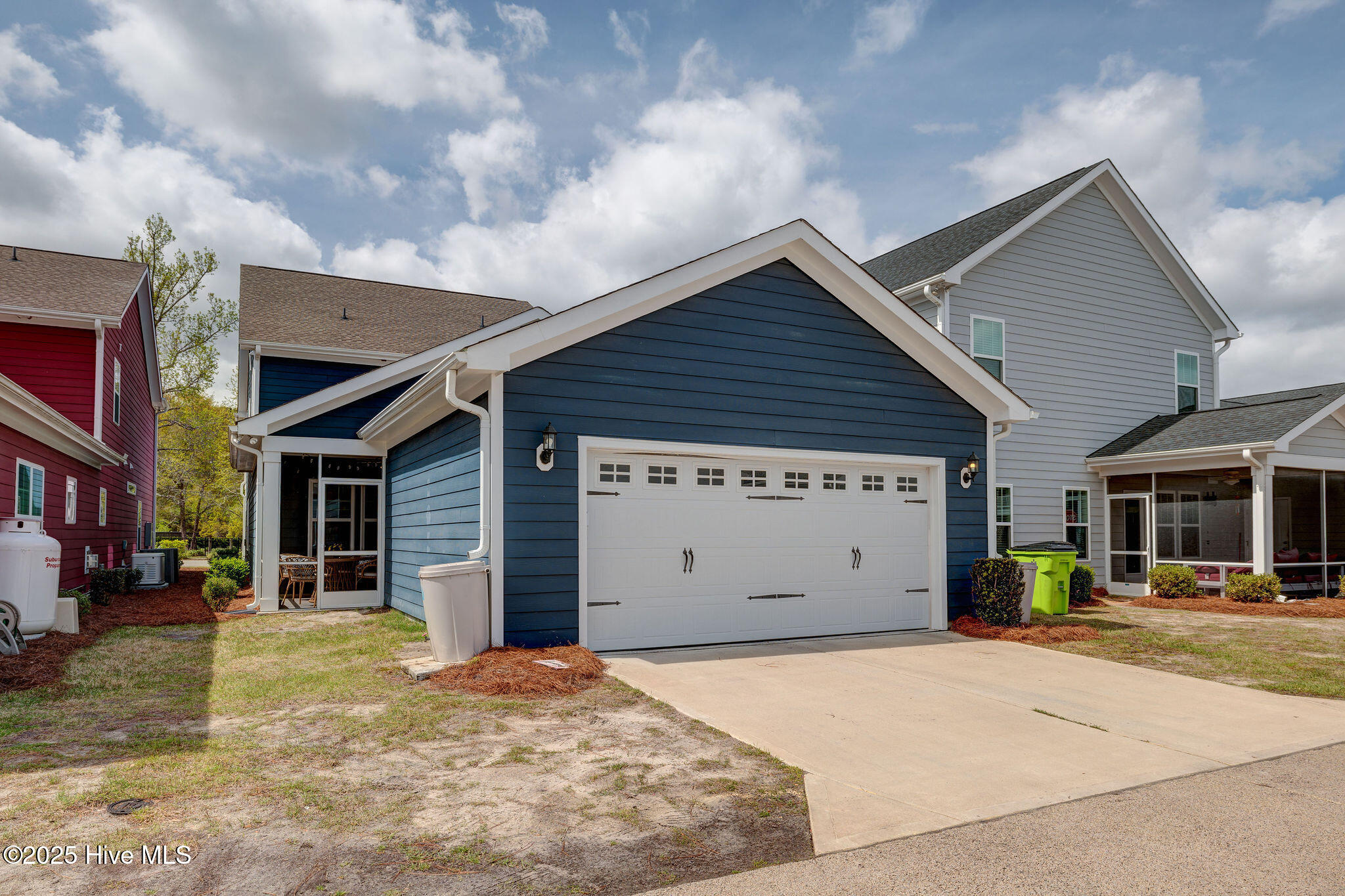 7128 Maple Leaf Drive