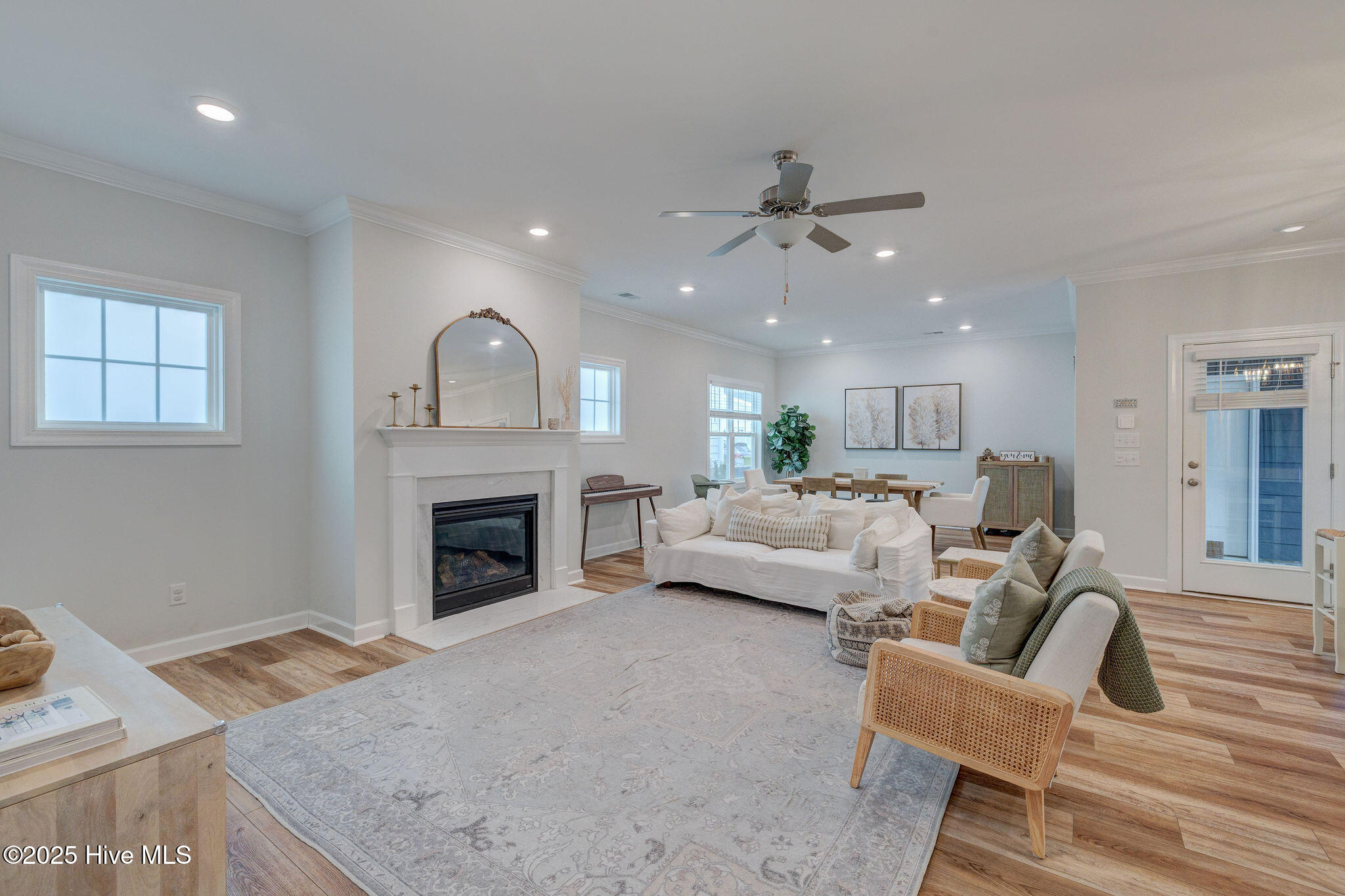 7128 Maple Leaf Drive
