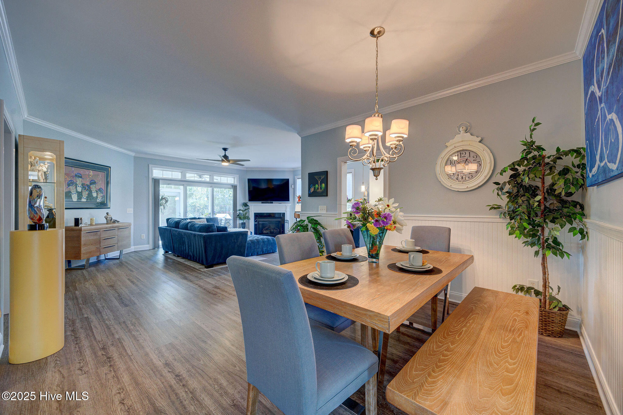 1003 Chalet Court