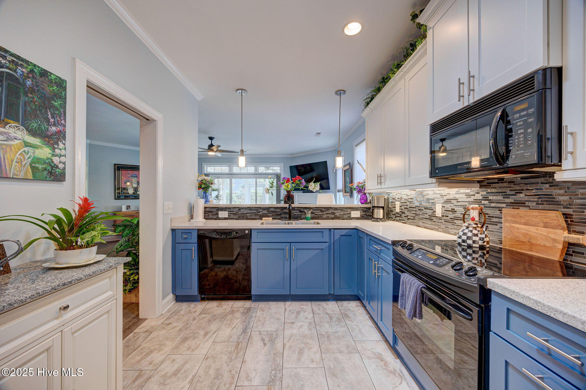 1003 Chalet Court
