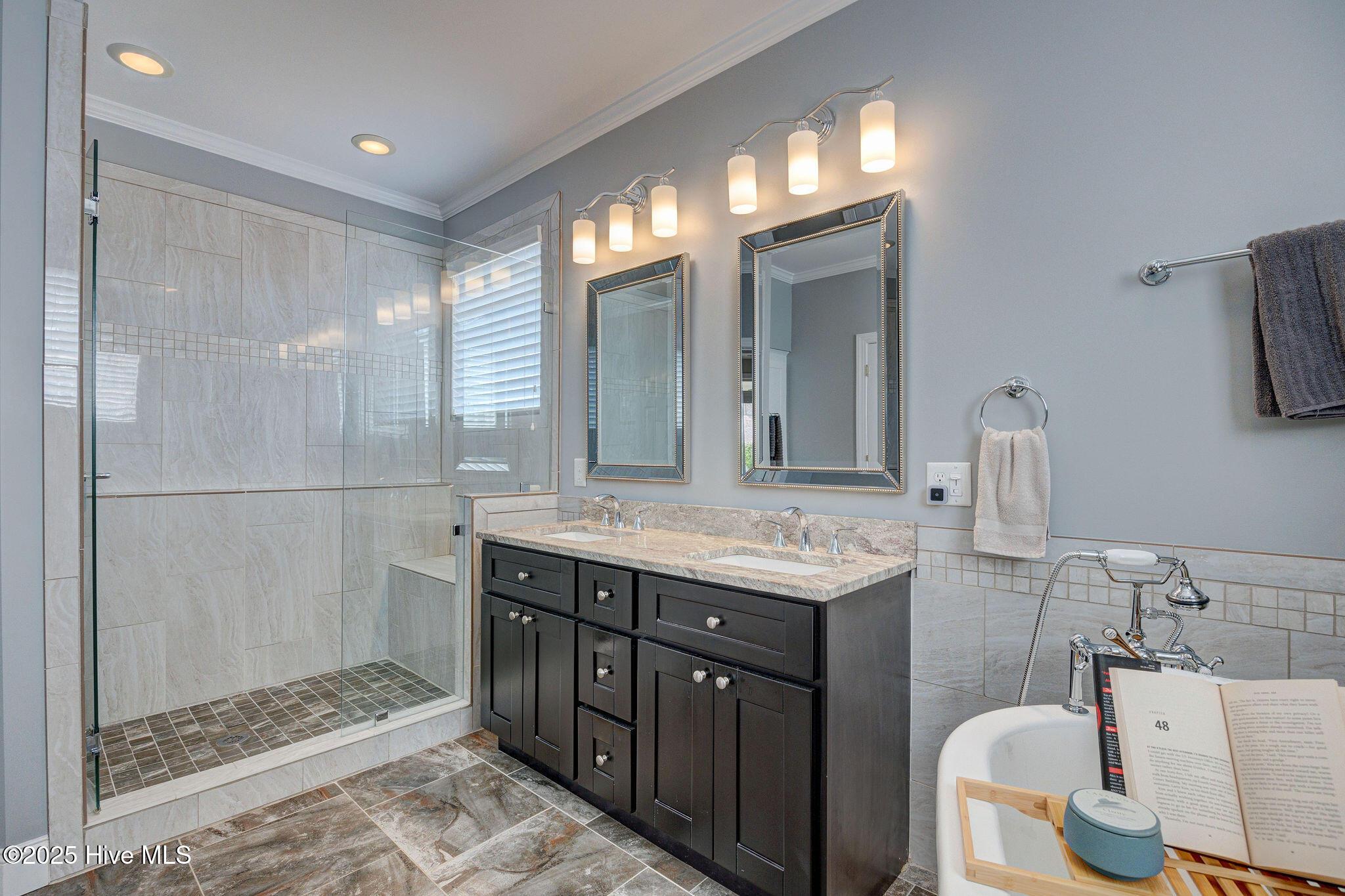 1003 Chalet Court