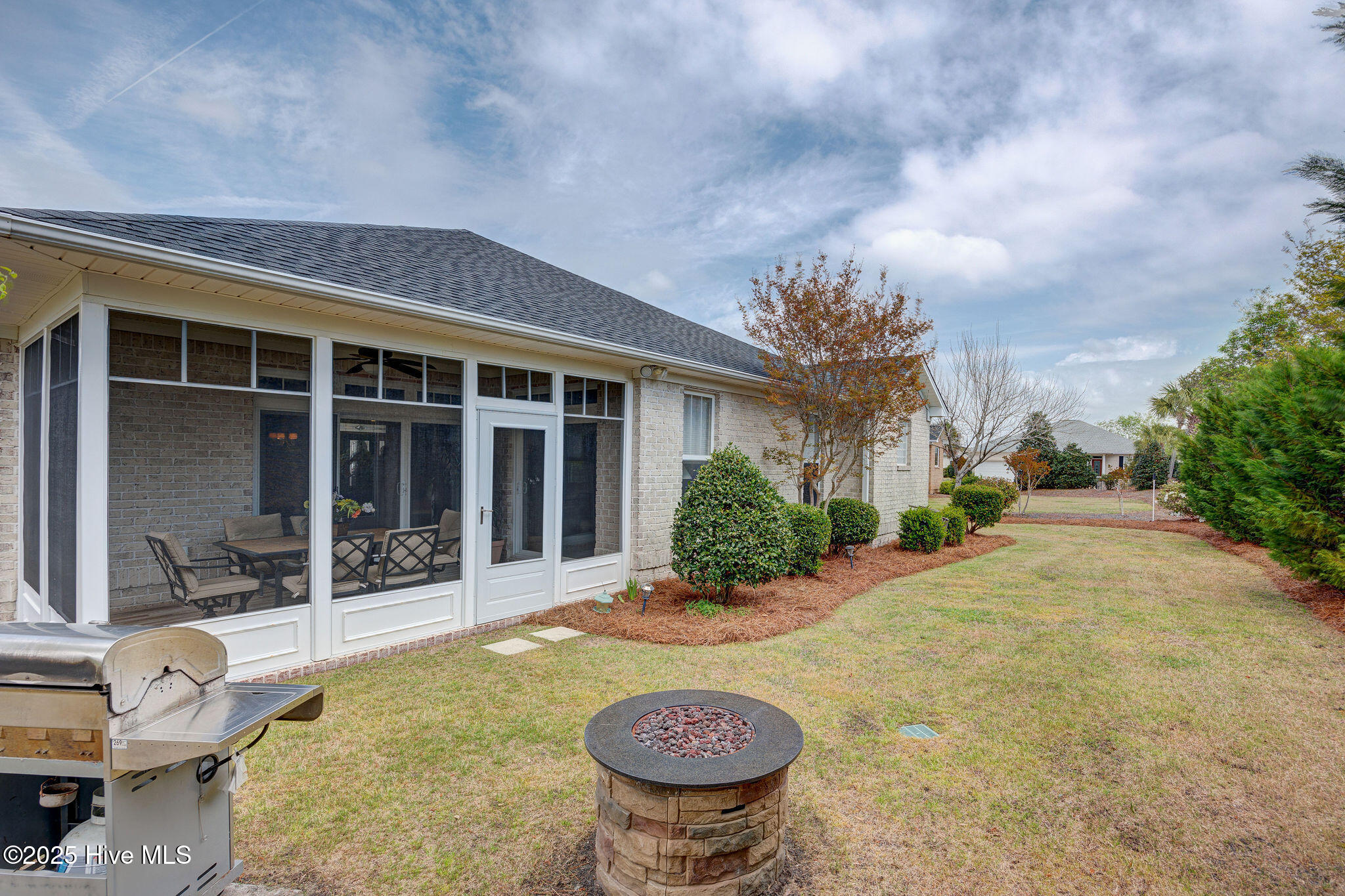 1003 Chalet Court