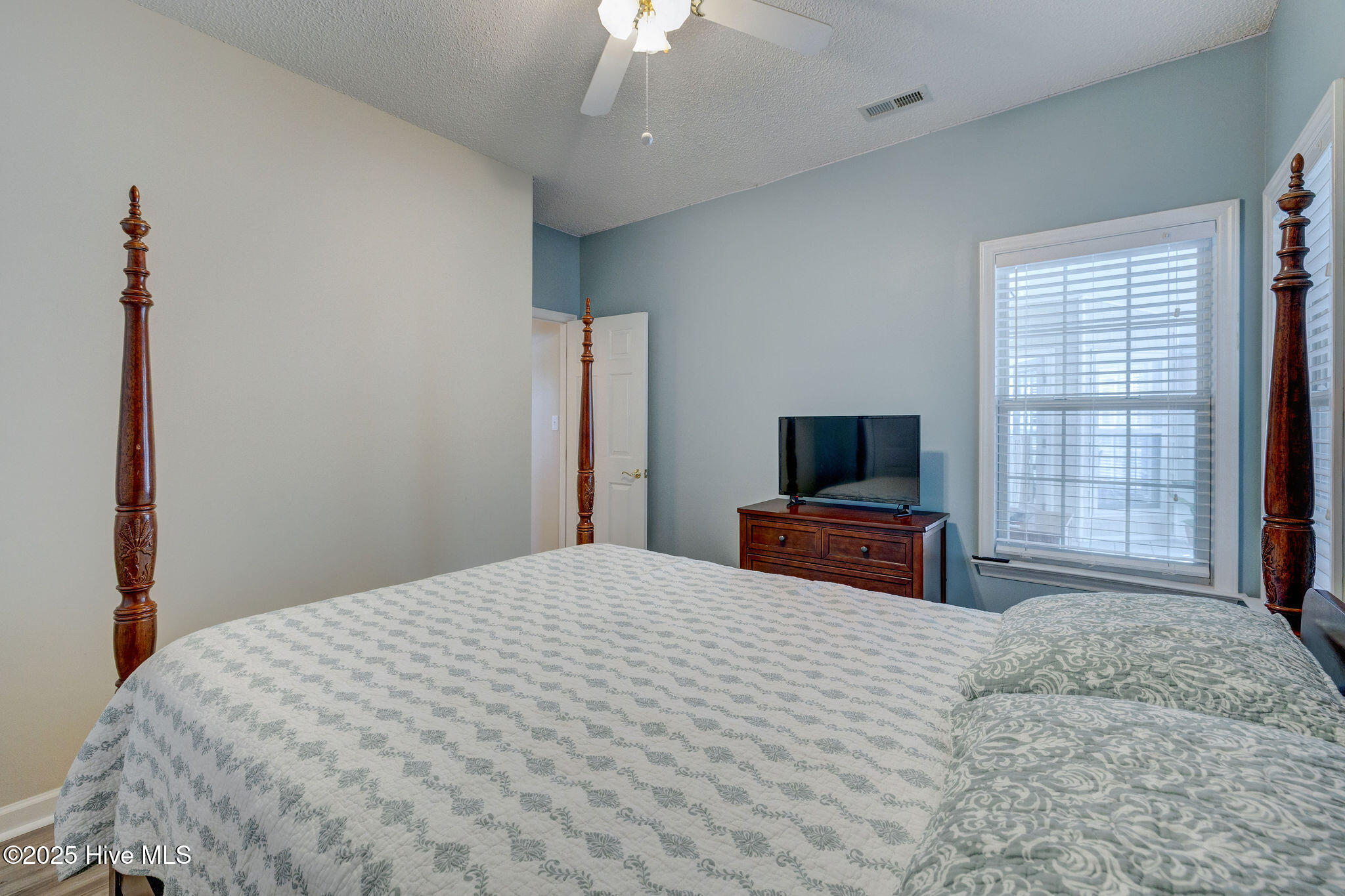 716 Crows Nest Court