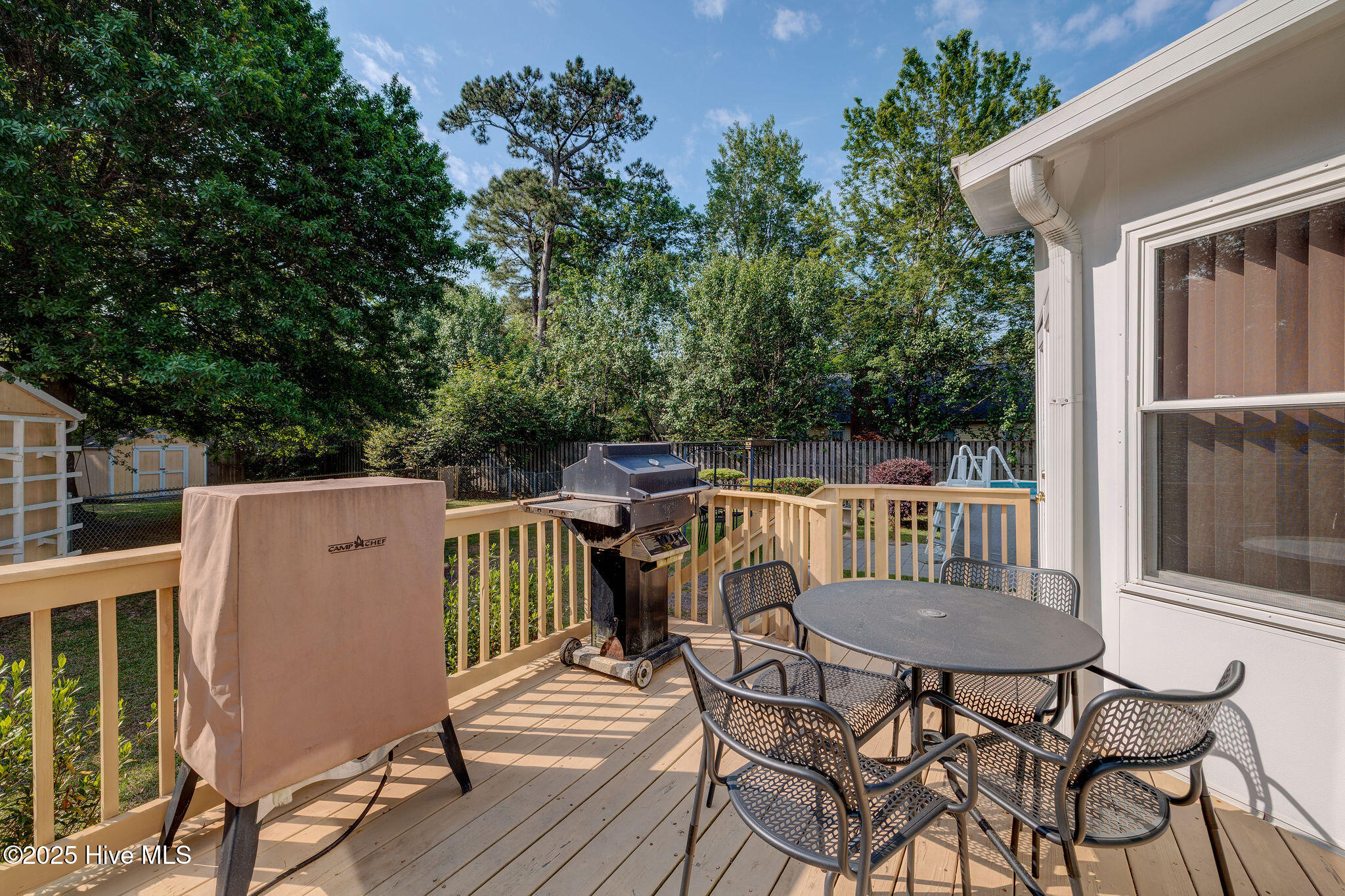 716 Crows Nest Court