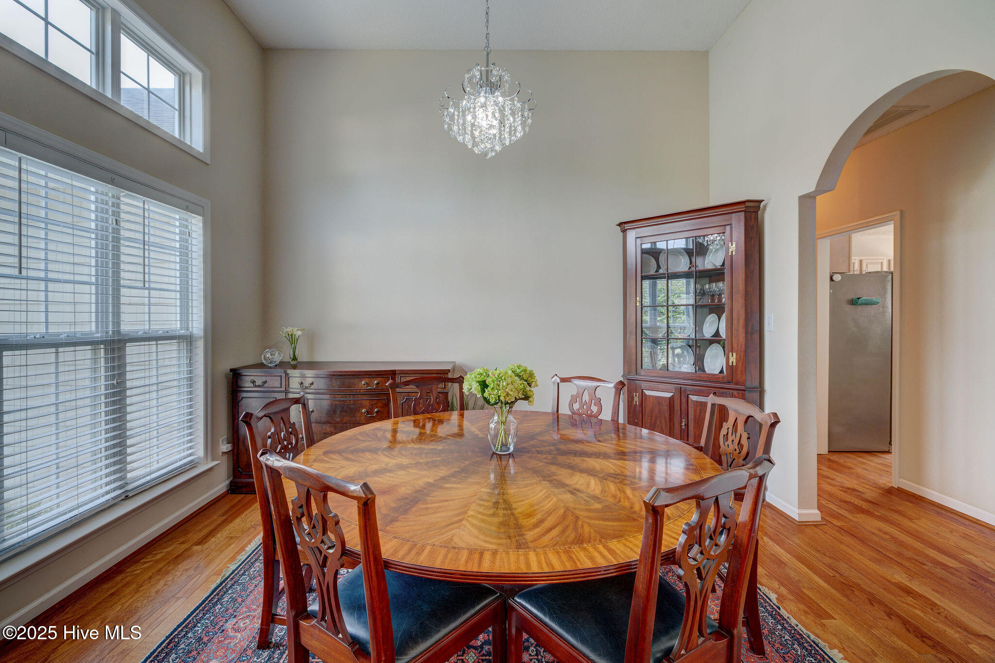 716 Crows Nest Court