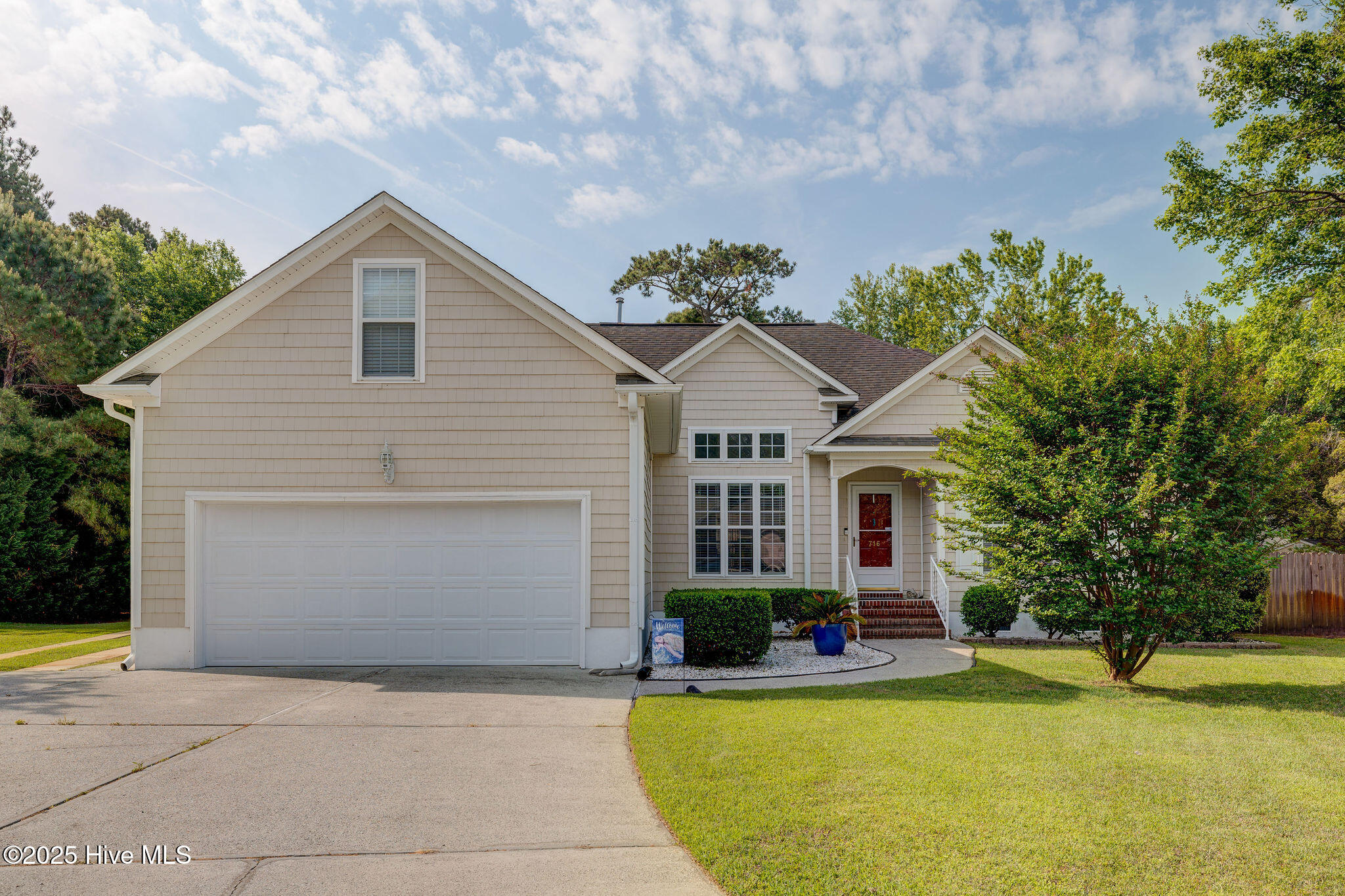 716 Crows Nest Court