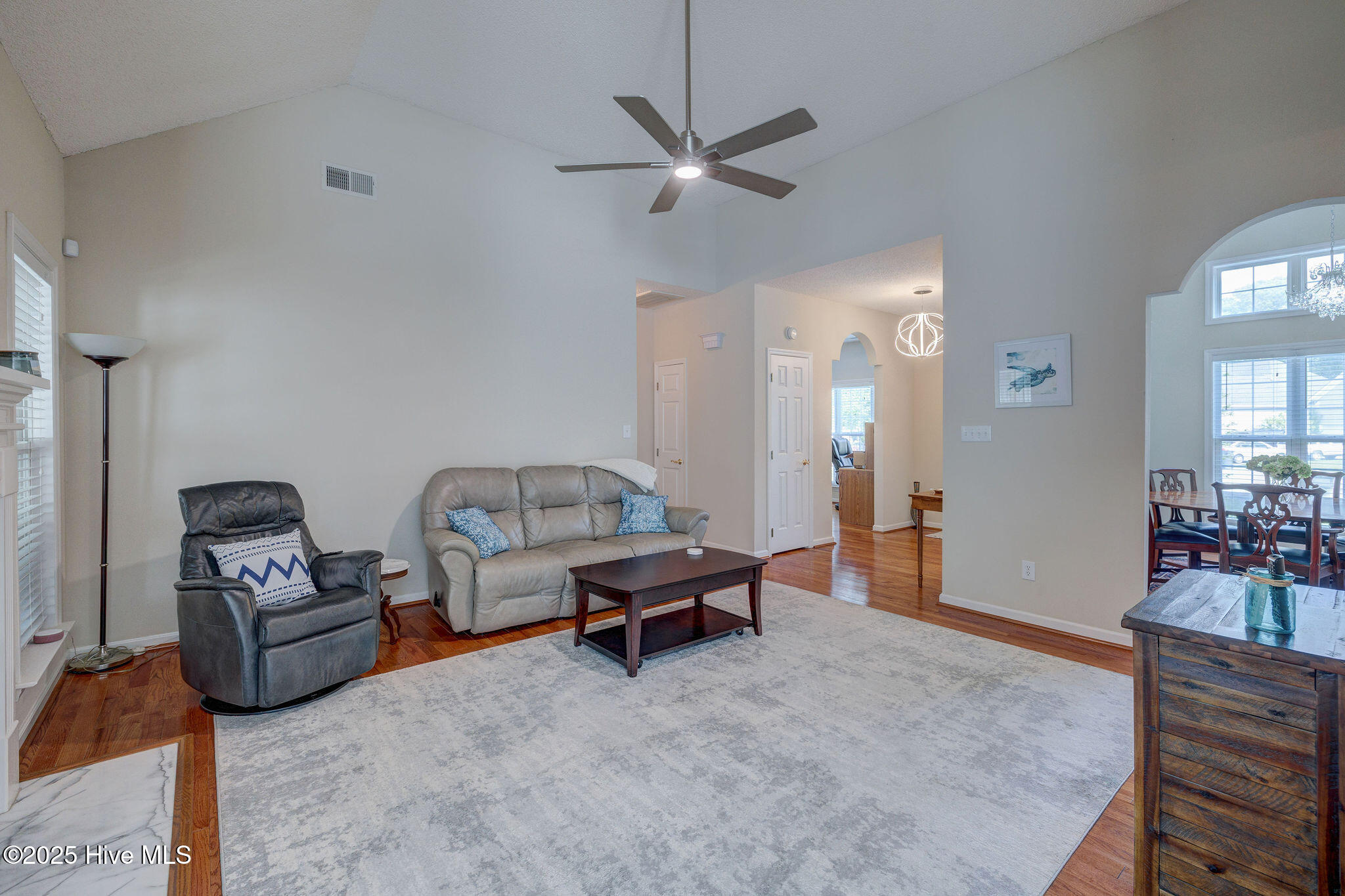716 Crows Nest Court