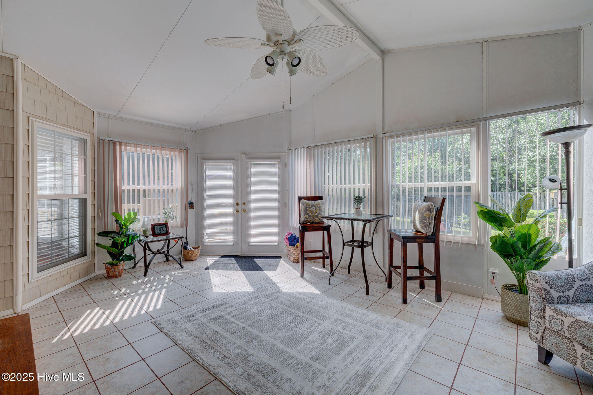 716 Crows Nest Court