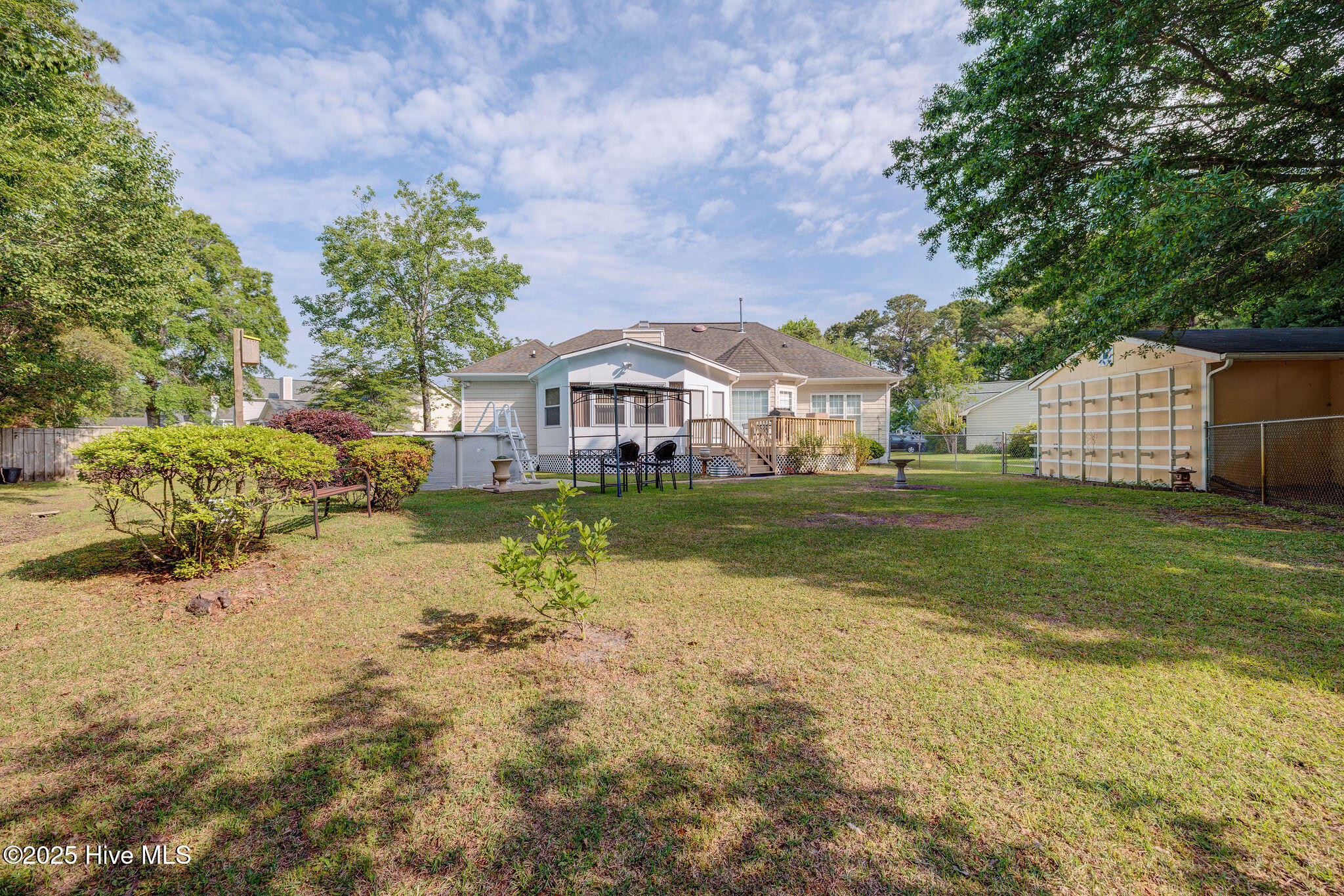 716 Crows Nest Court