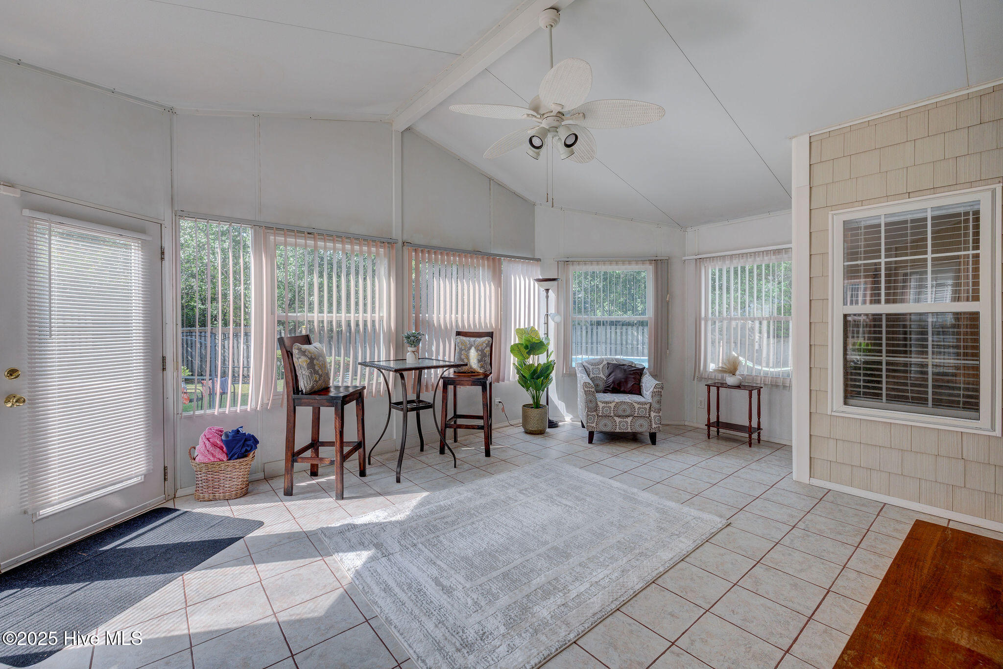 716 Crows Nest Court