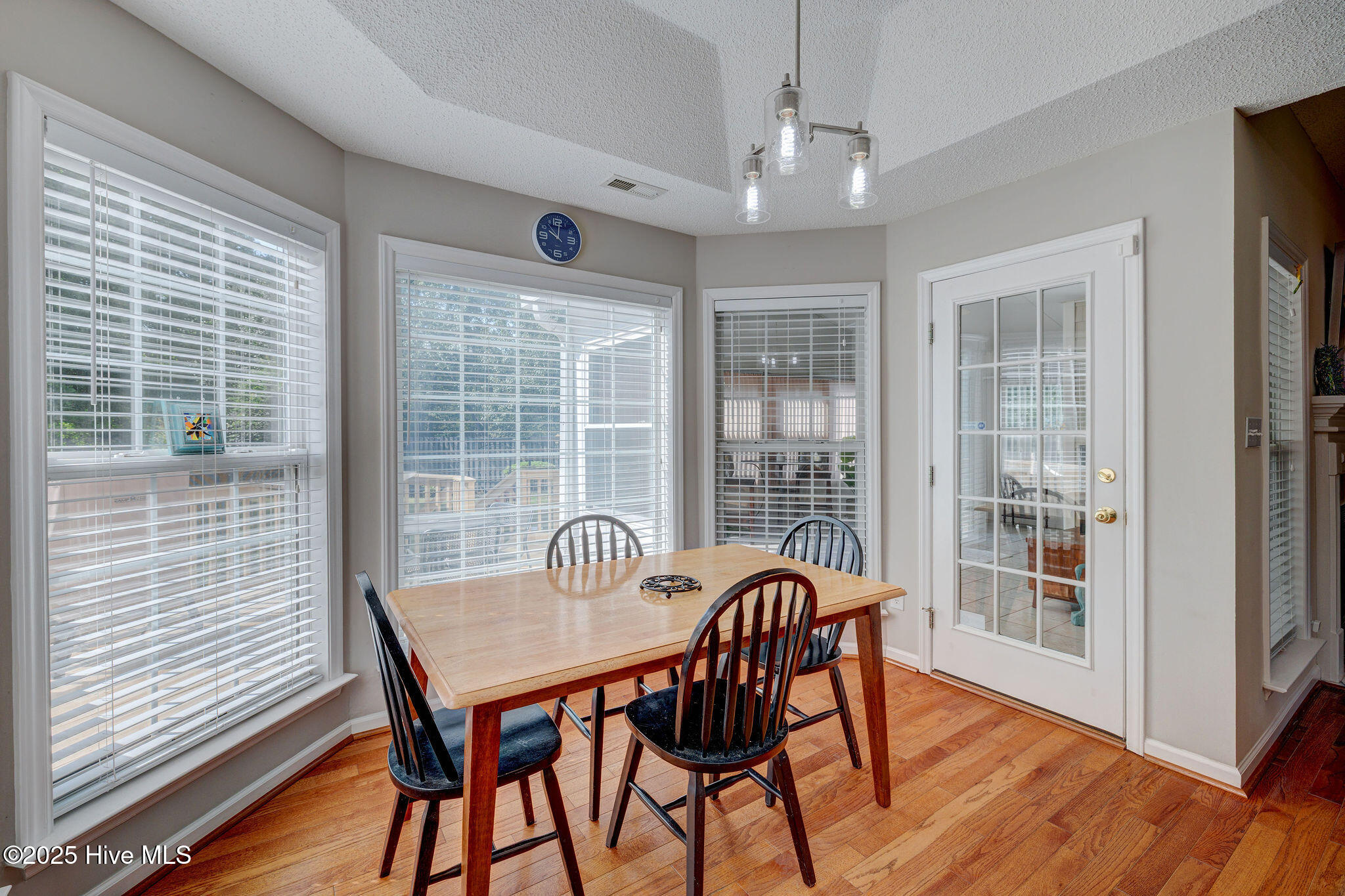 716 Crows Nest Court