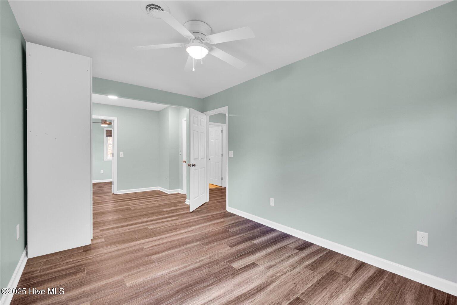 402 Seafarer Drive
