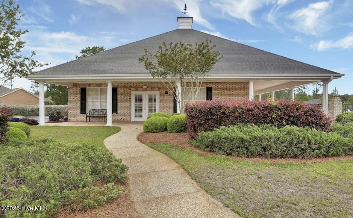 207 N Palm Drive