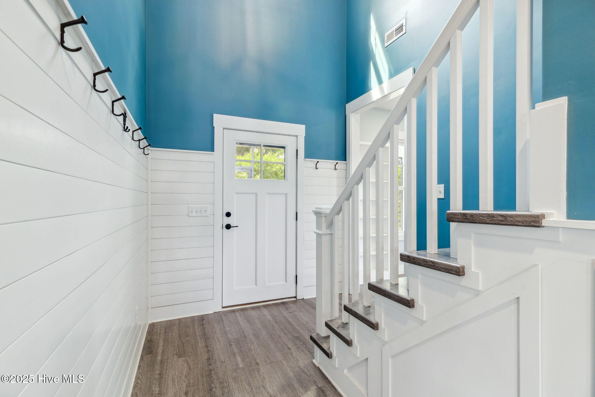 113 Darel Street