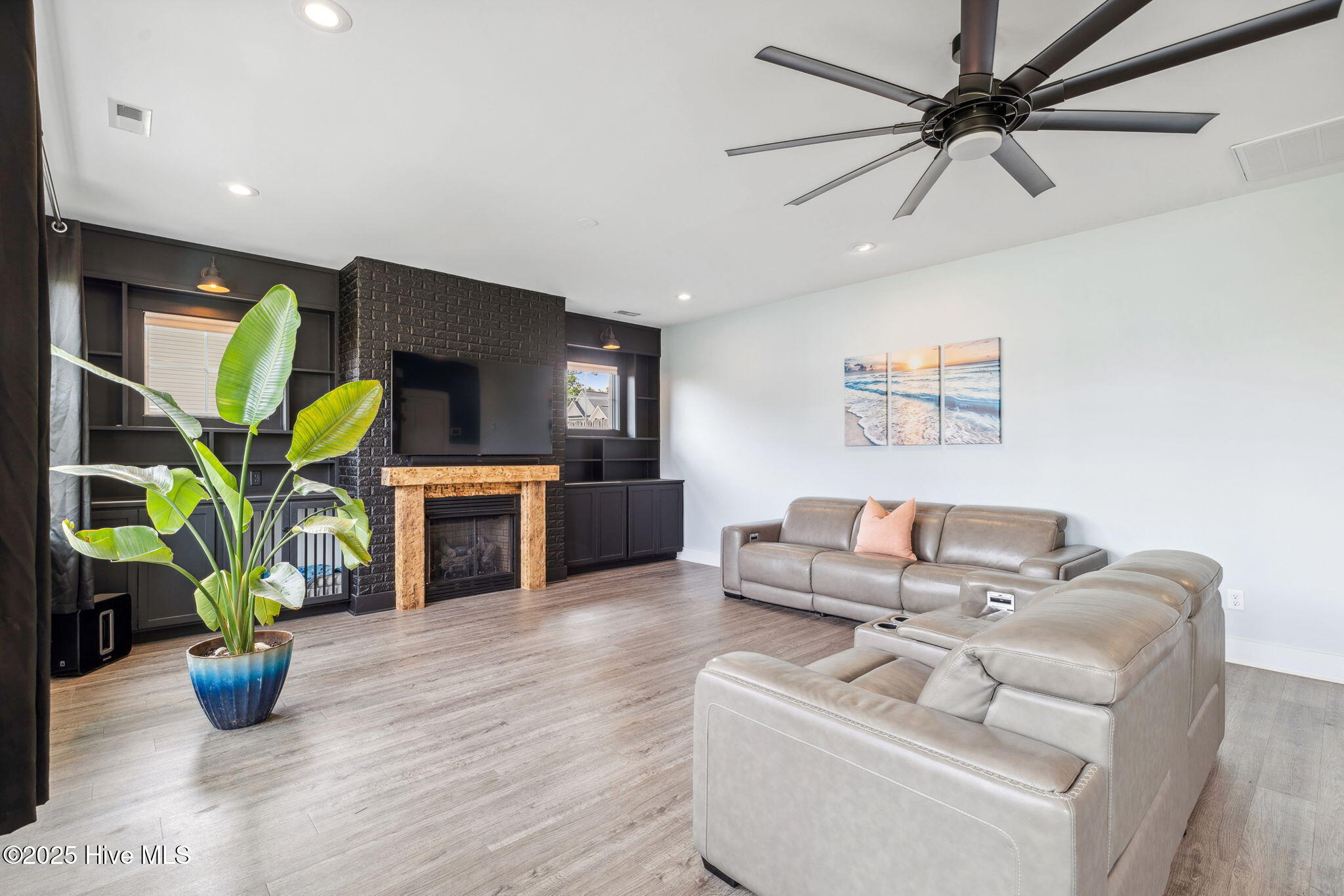 113 Darel Street