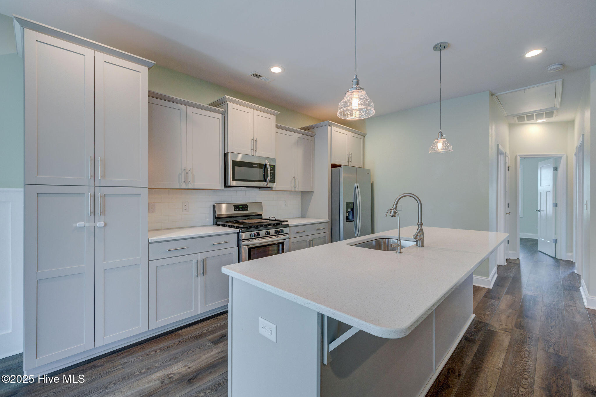 4221 Bow Spray Lane