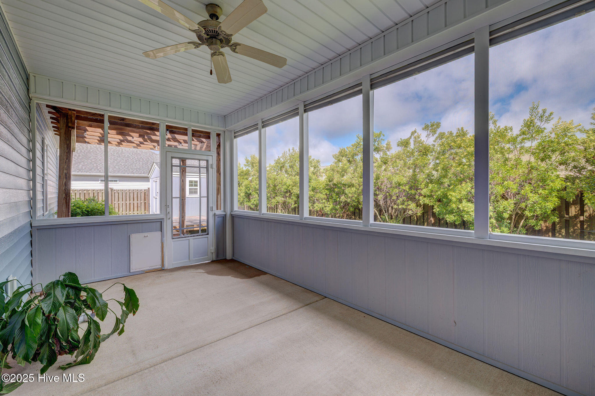 4221 Bow Spray Lane